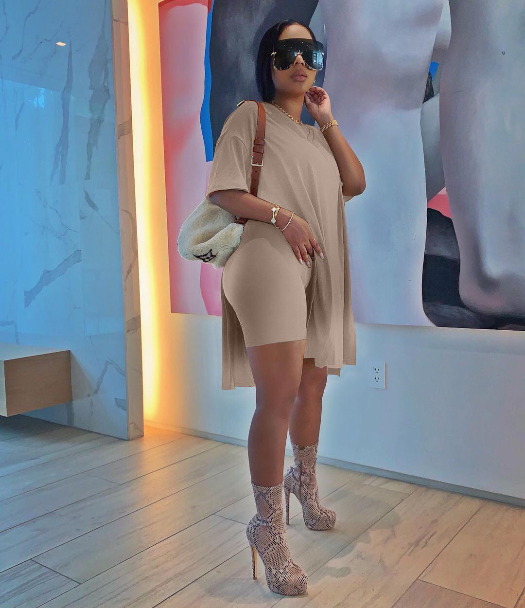 Women Summer Solid Slit Short Sleeve Top and Shorts Two-piece Set 8