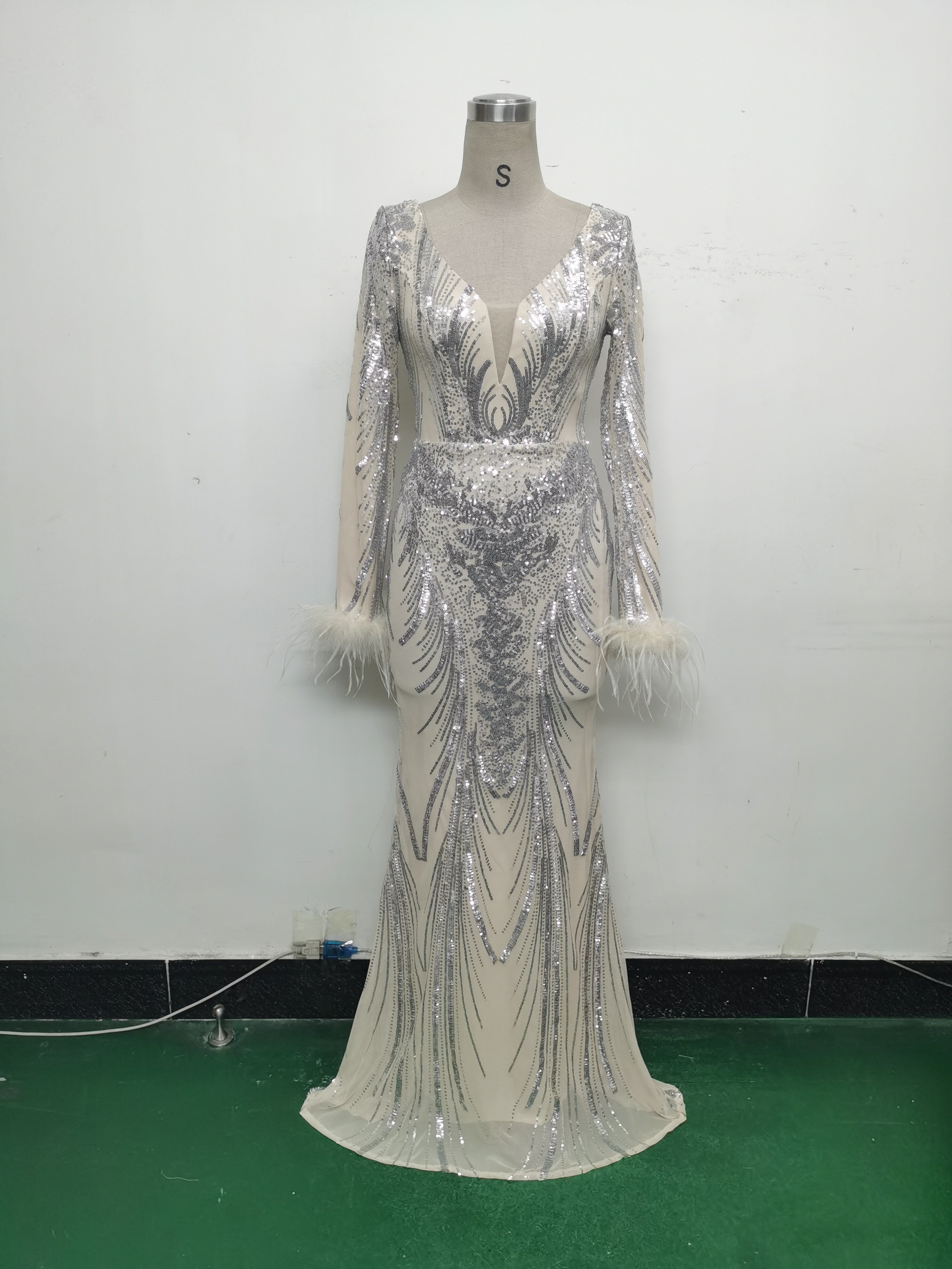 Women Positioning Flower Ostrich Feather Evening Dress 34