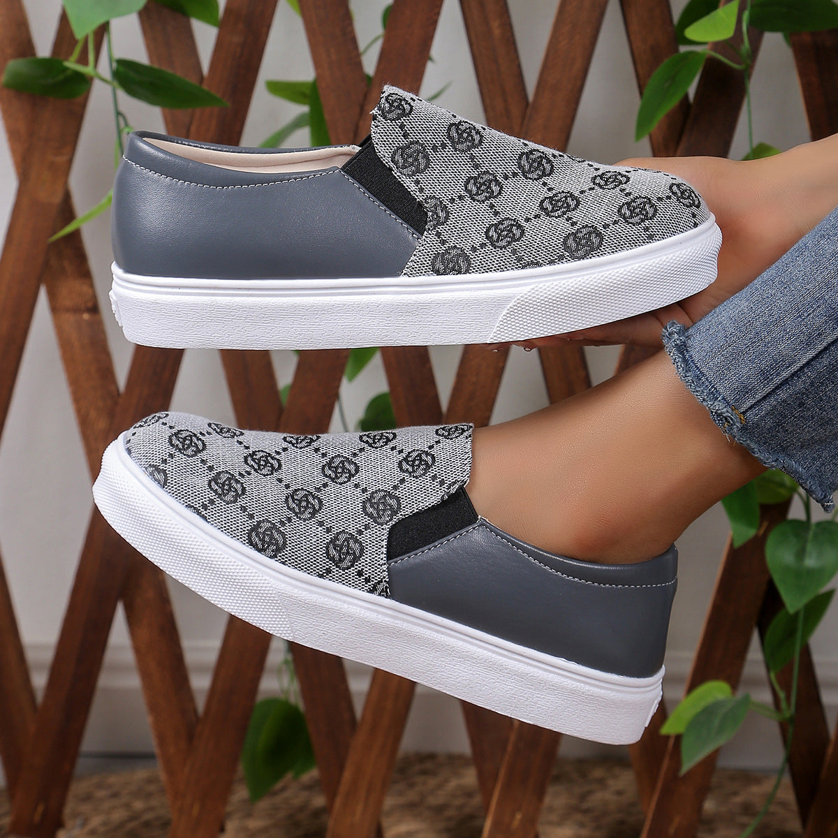 Women round toe shoes 8