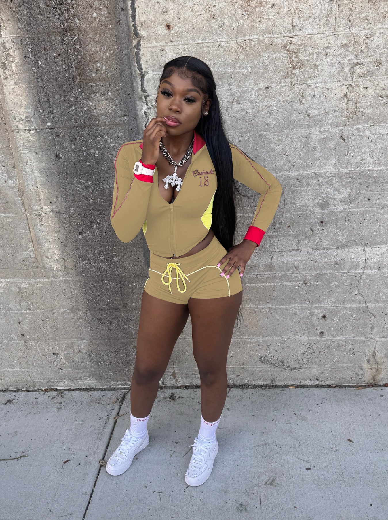 Women Casual Long-Sleeved Shorts with Embroidered Contrast Colors Two-Piece Top and Shorts Set 3