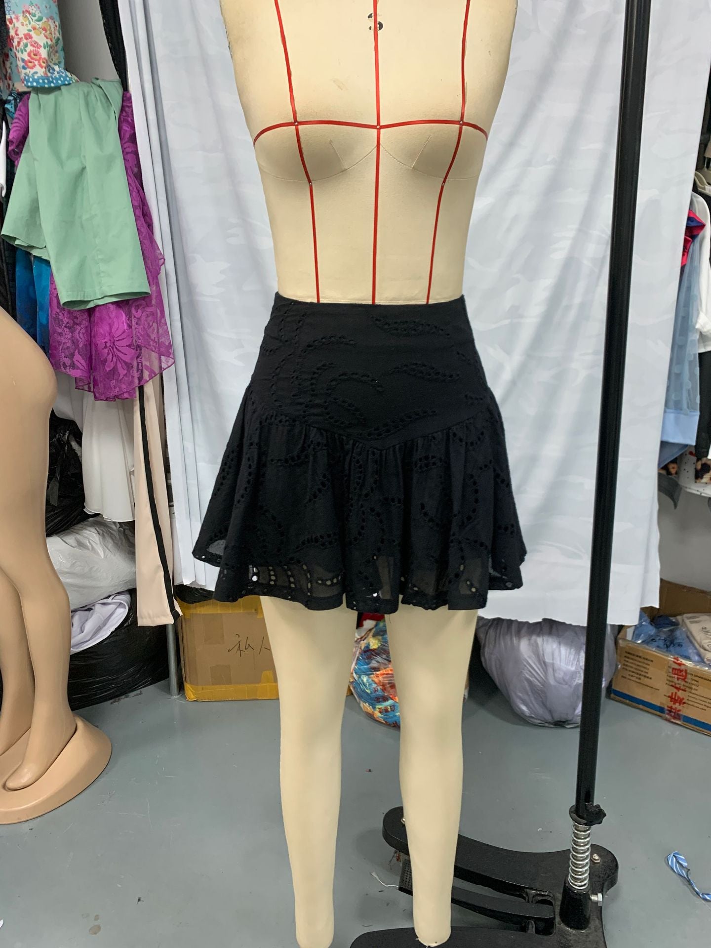 Women black lace skirt 8