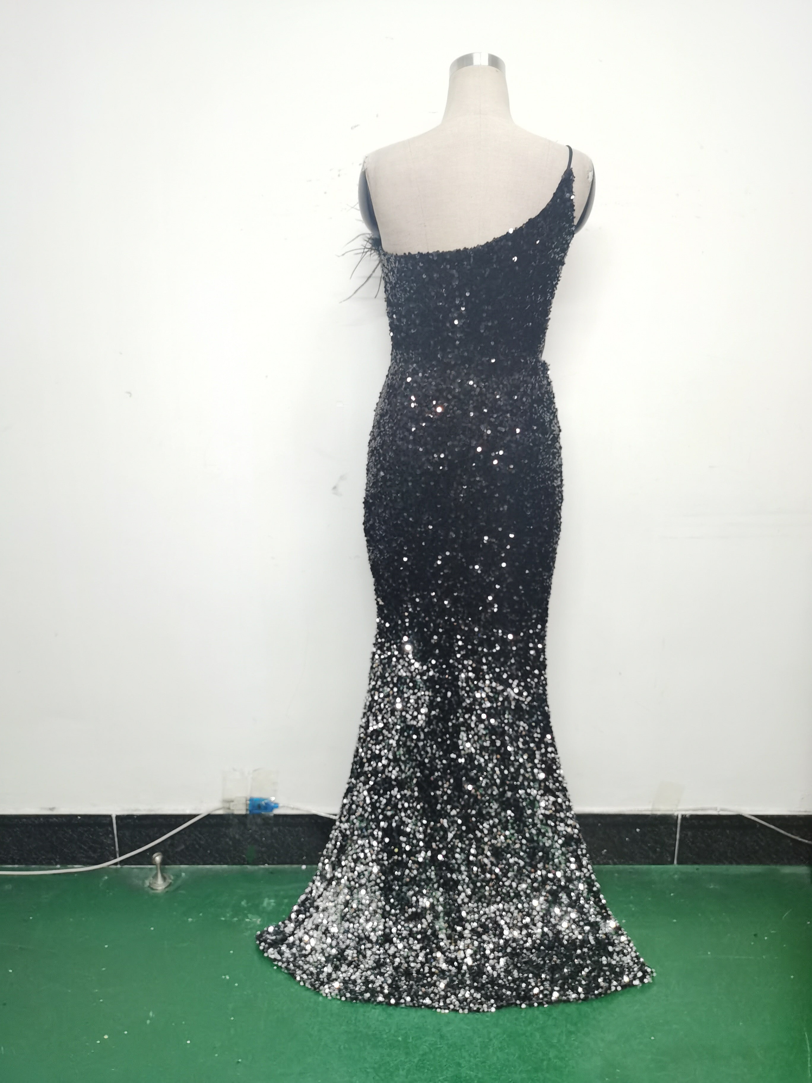 Women Ostrich Feather Beaded Evening Dress 27