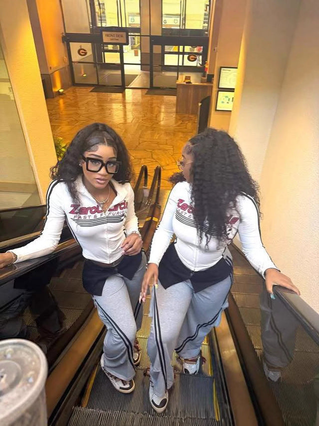 Women Autumn and Winter Retro American Letter Print Contrast Zipper Top 7