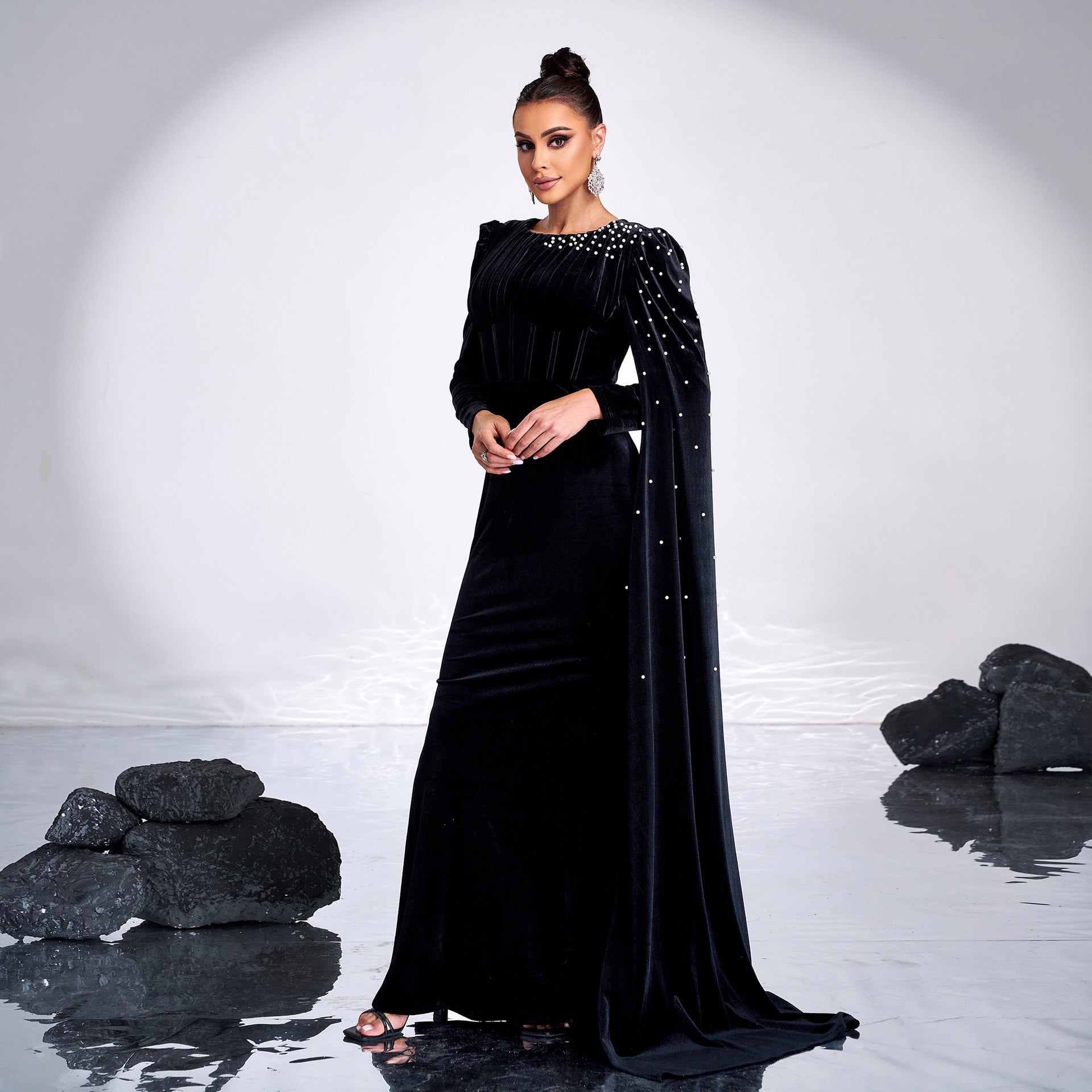 Chic Round Neck Long Sleeve Beaded Formal Party Bodycon Evening Dress Women Bridesmaid Gown 5