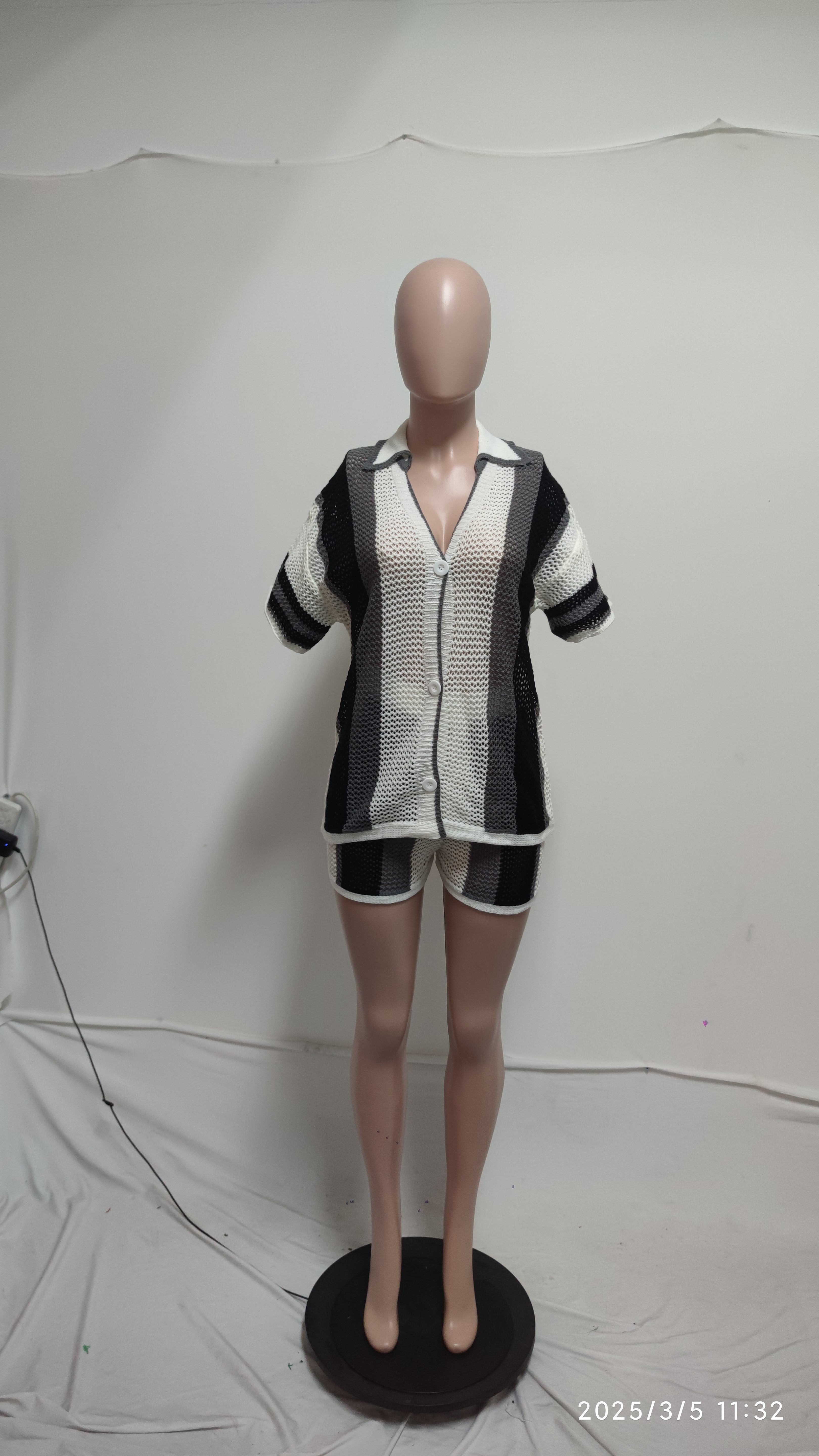 Women's Sexy Hollow See-Through Turndown Collar Knitting Two Piece Shorts Set 33