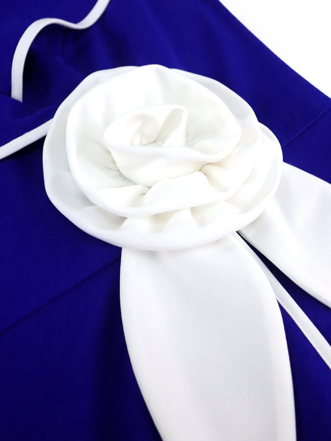 Plus-Size Contrast Flower Ruffle Sleeve Elegant Chic Formal Party Dress 18