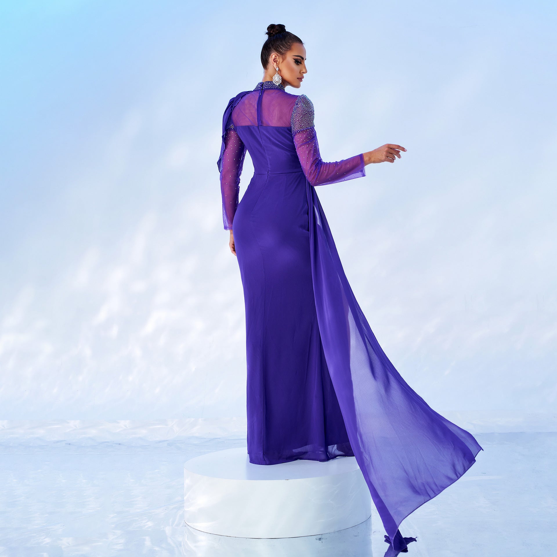 Long Sleeve Round Neck Sexy Long Beaded Mesh Formal Party Fishtail Evening Gown Bridesmaid Dresses 4