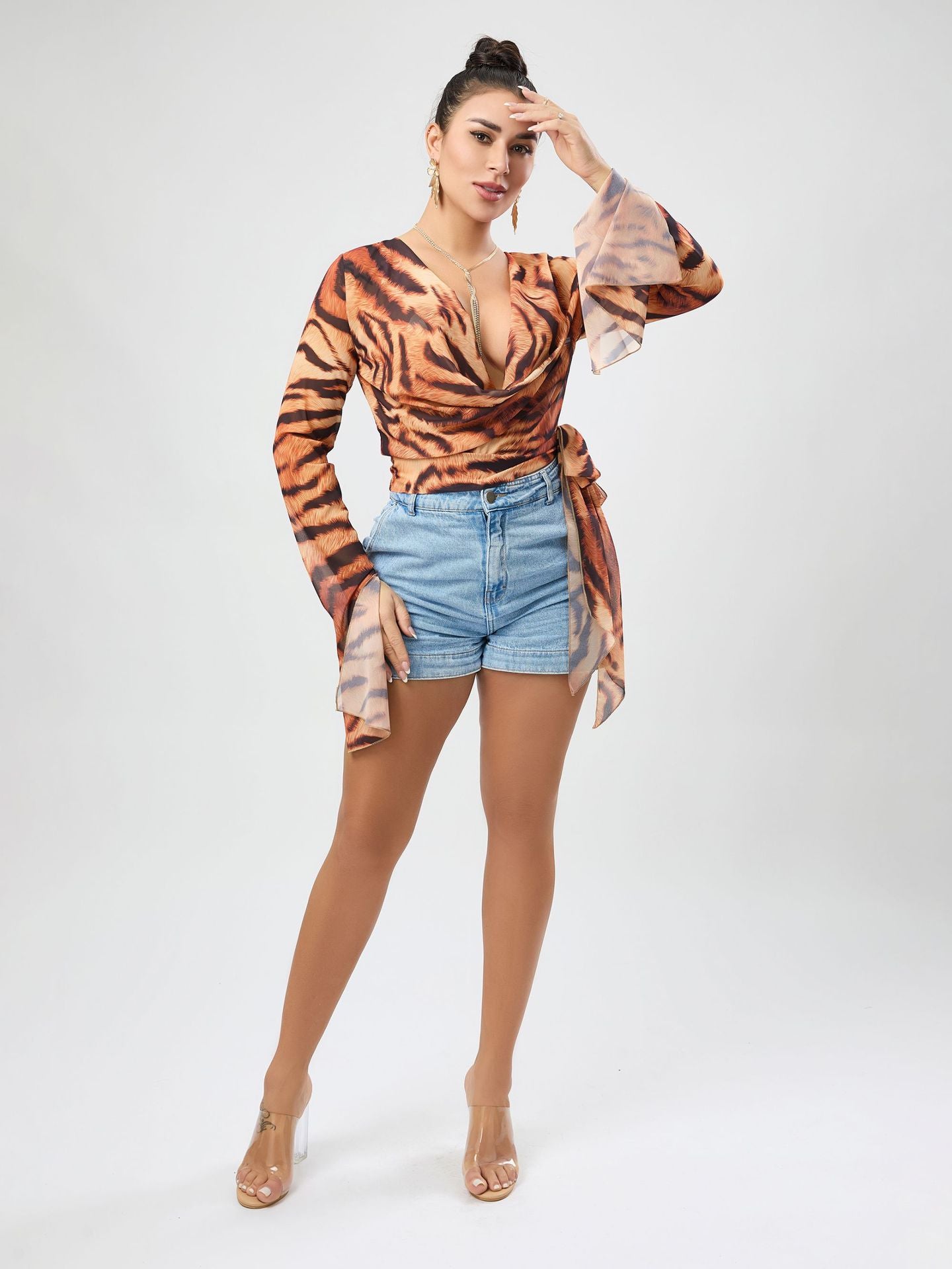 Women Autumn Sexy Bell Bottom Sleeve Lace-Up Tiger Skin Top 5