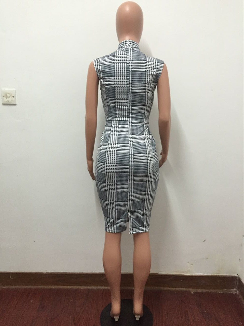 Women Sexy Sleeveless Dress 8