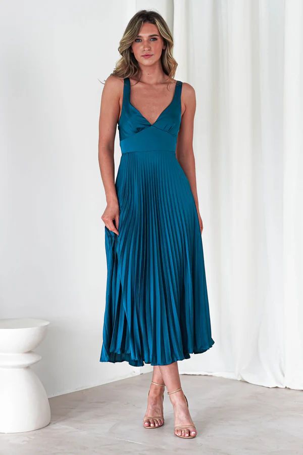 Women summer solid pleated sexy v-neck Strap Dress 4