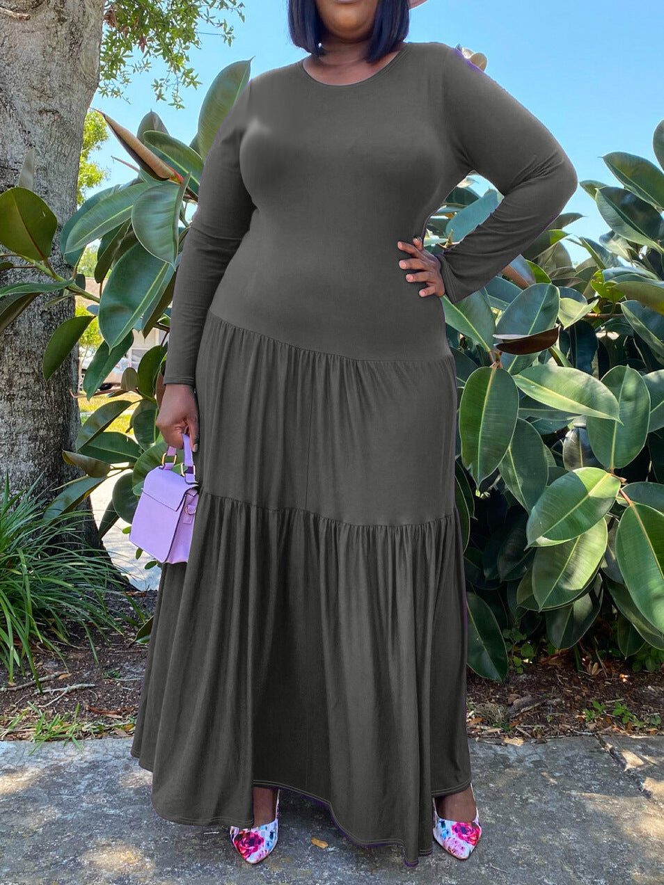 Plus Size Women Round Neck Solid Pleated Dress 4