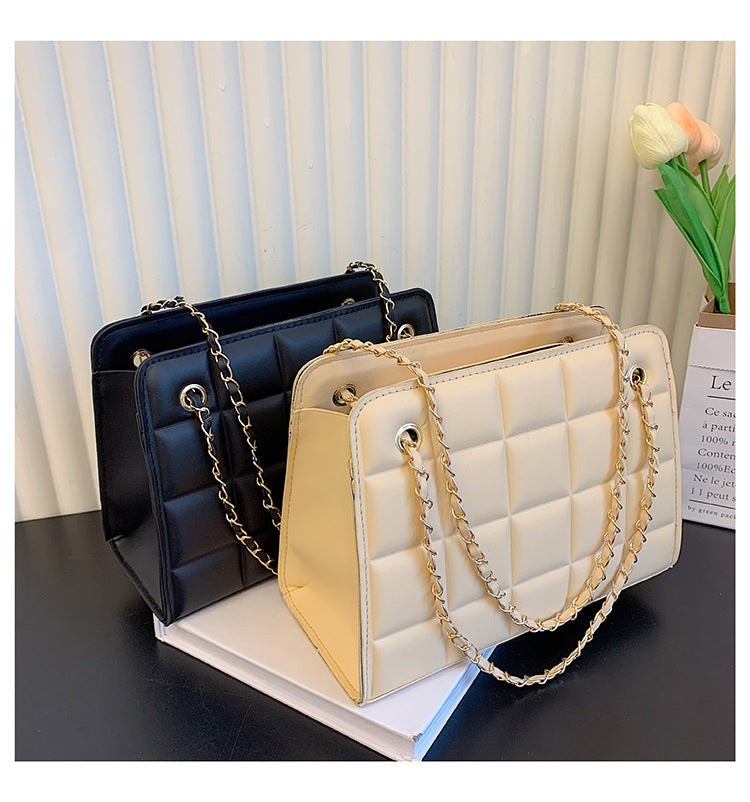 Women Retro Chain Solid Shoulder Bag 30