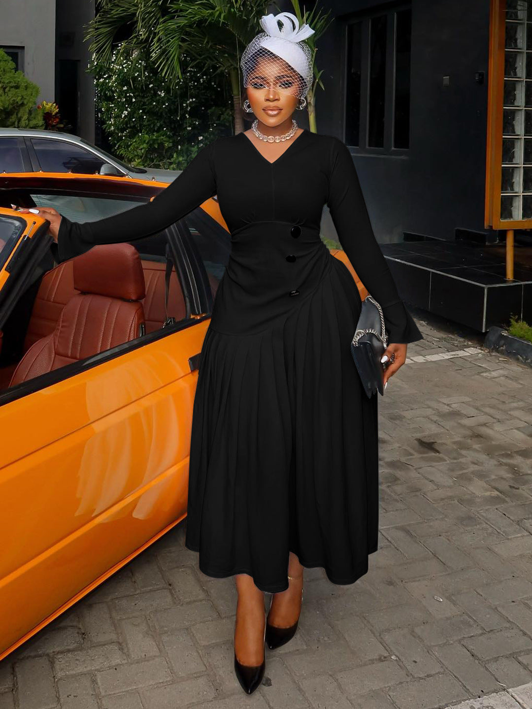 Plus-Size Women Autumn V-Neck Pleated Maxi Dress 4