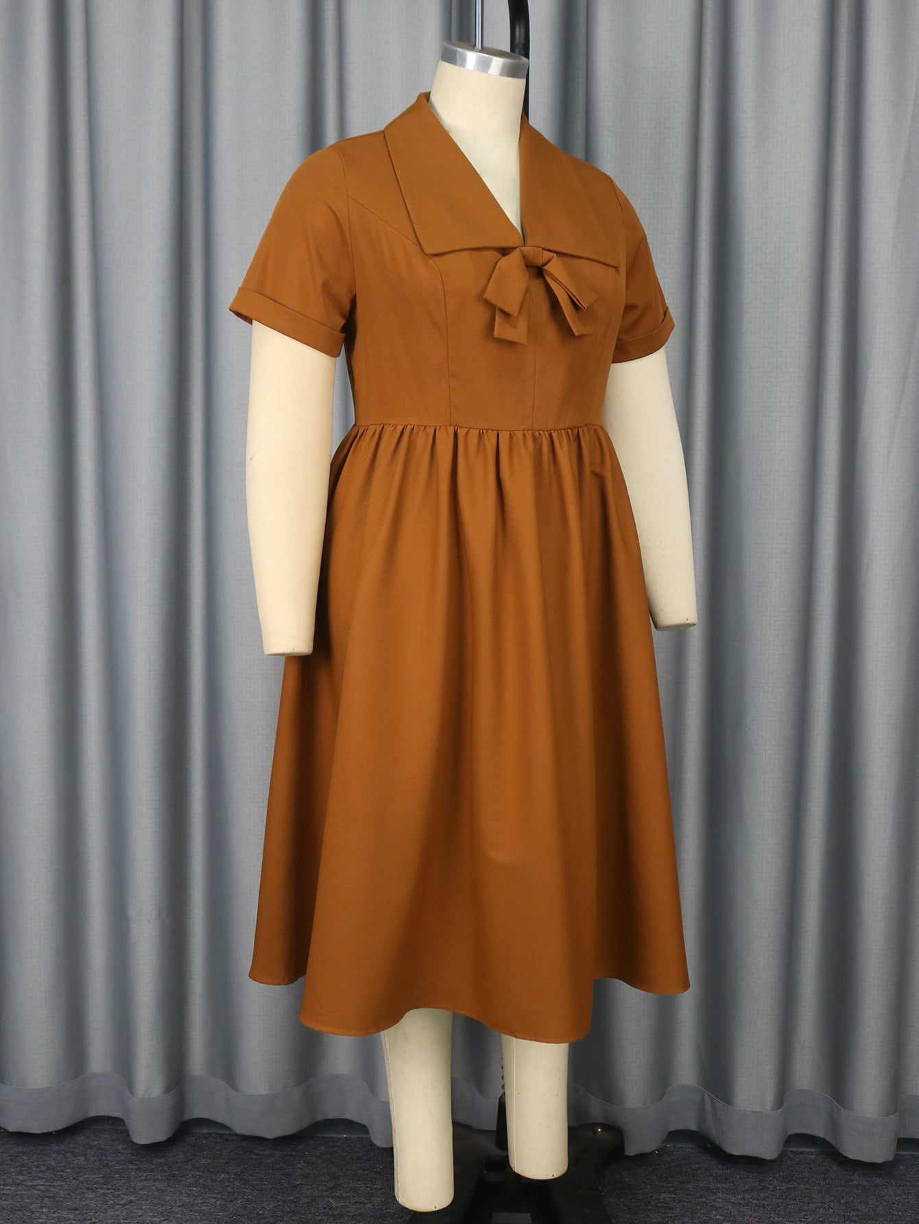 Plus Size Turned-Down Collar Lace-Up Bow Decoration A-Line Dress 5