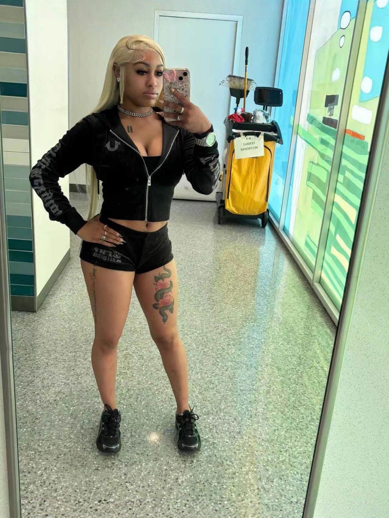 Women Beaded Jacket and Shorts Two-Piece Set 5