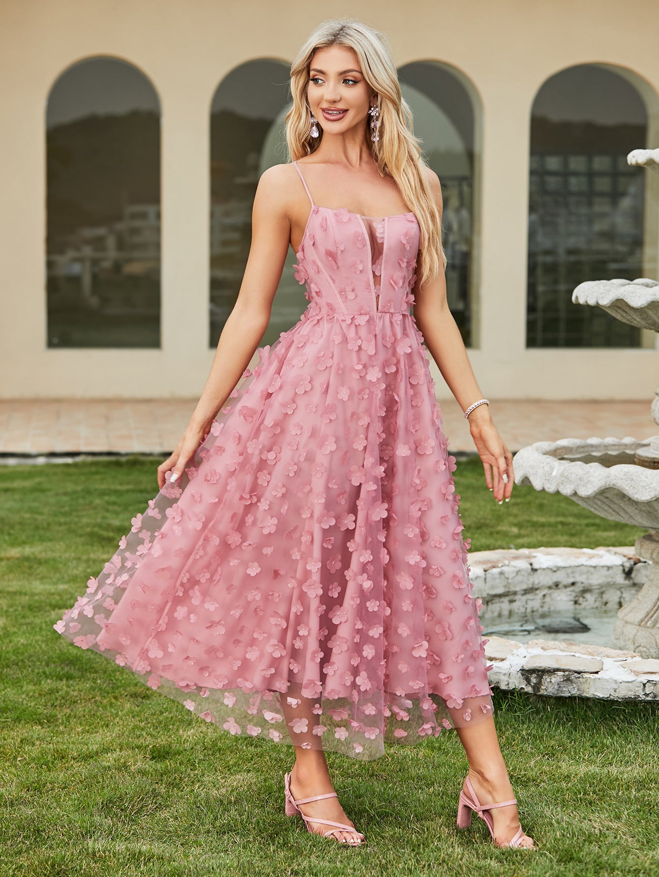 Summer Women's Lace-Up Low Back Elegant Sexy Mesh Strap Long Dress 4