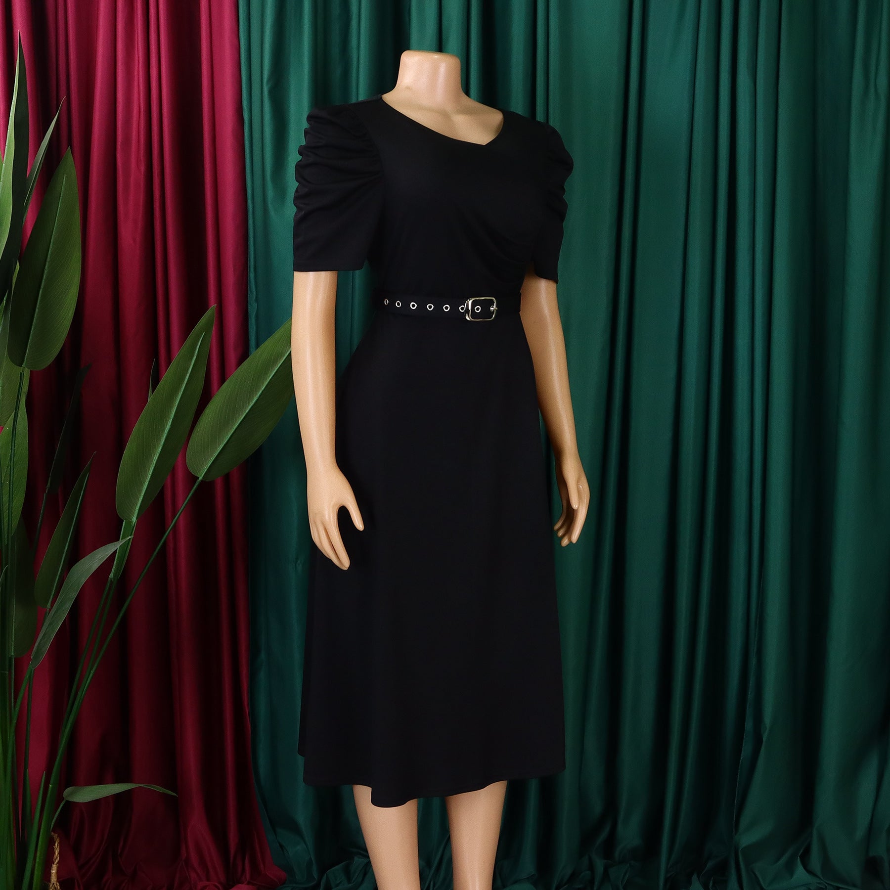 Women's Summer Fashion Chic Elegant V-Neck Pleated Dress 17