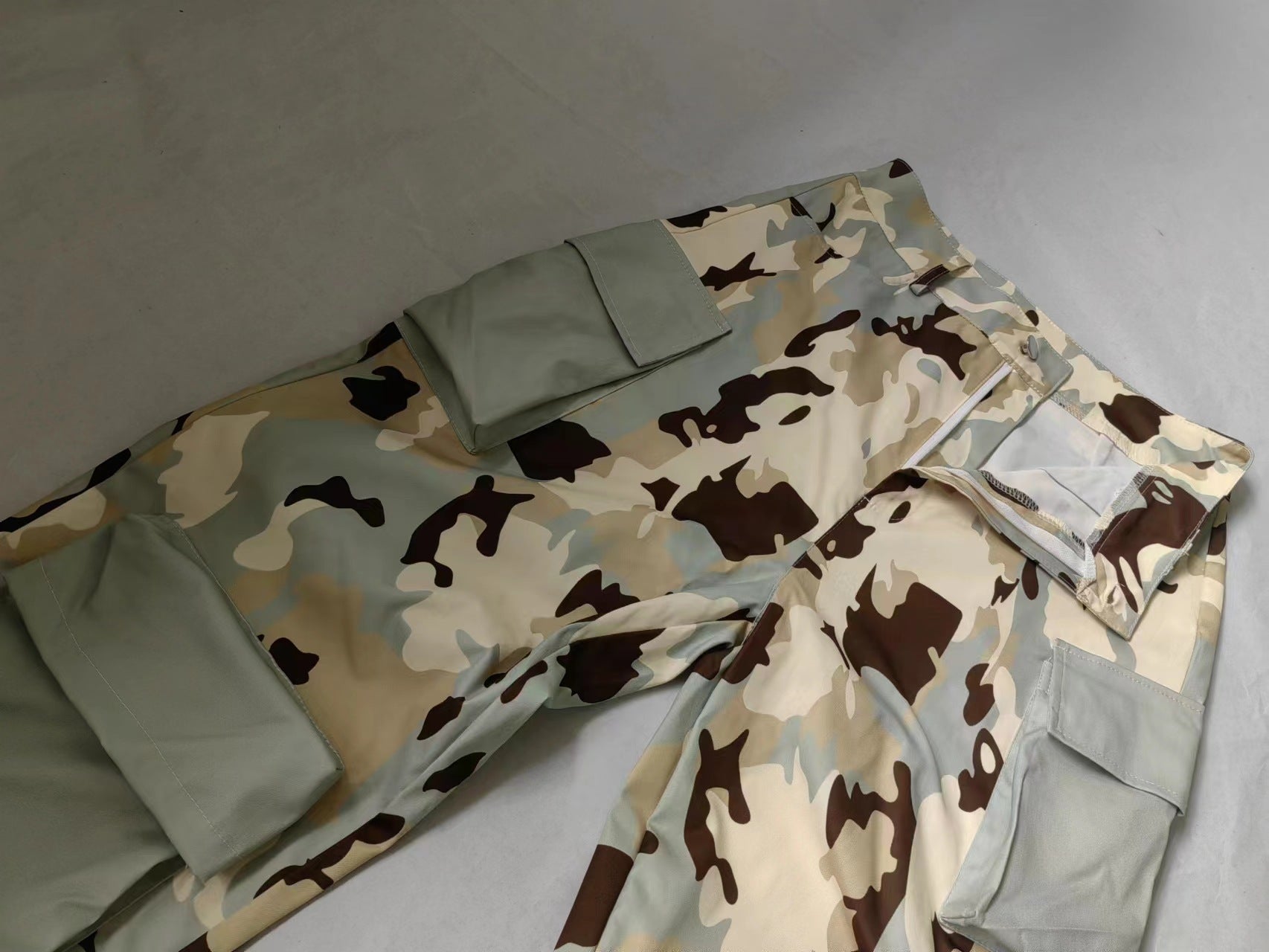 Women's High Waist Loose Straight Camouflage Printed Multi-Pocket Fashion Streetwear Cargo Pants 17