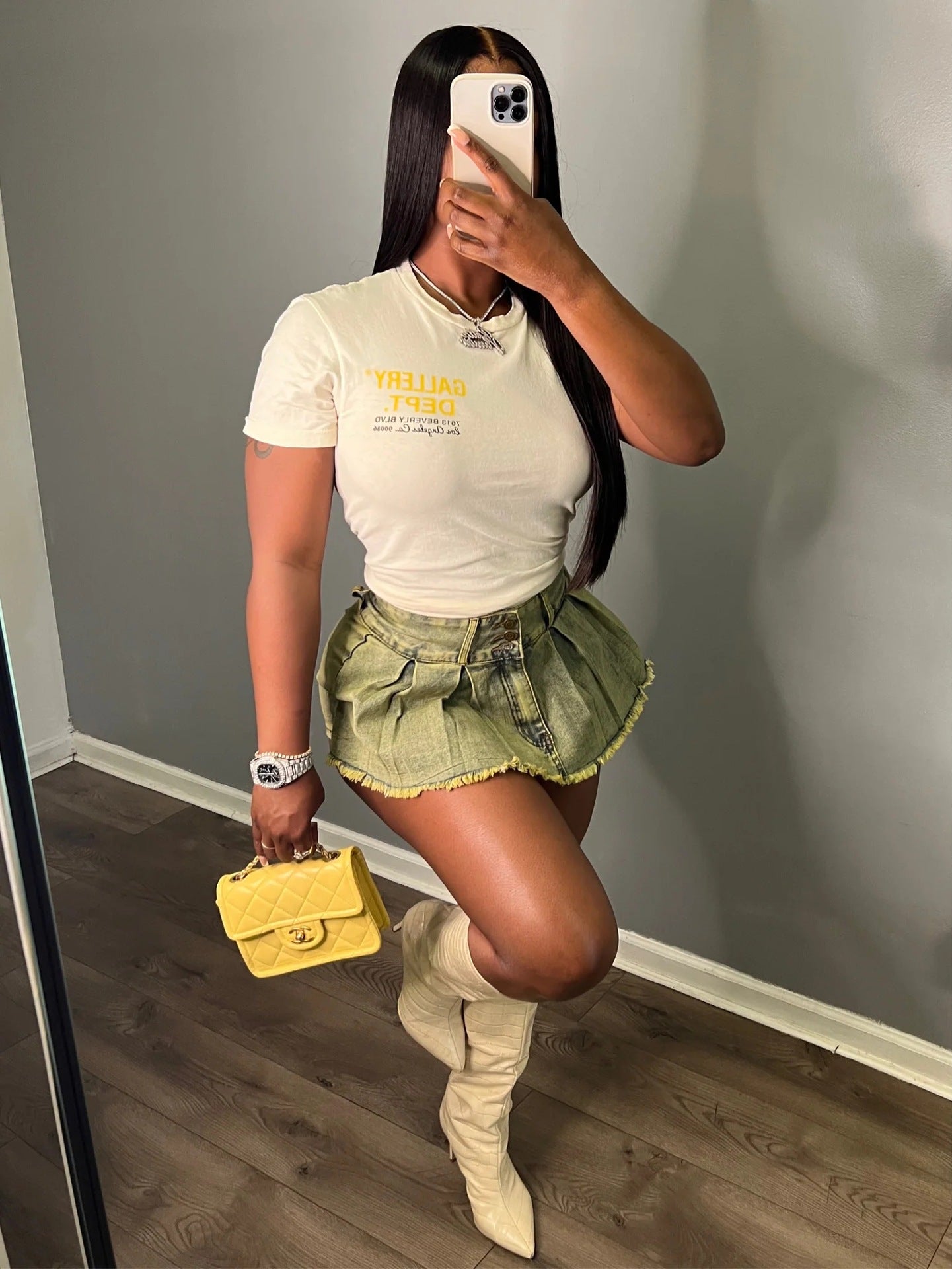 Women's Vintage Wash Stretch Denim Shorts 17