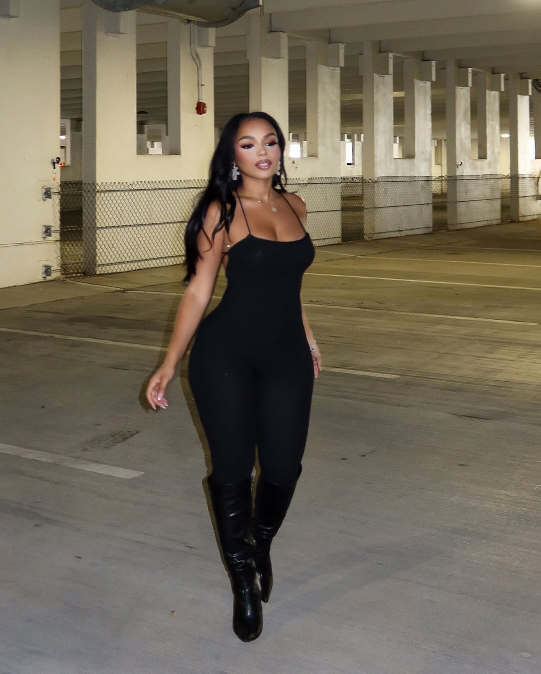 Women summer sexy Solid suspender Backless Strapless Jumpsuit 3