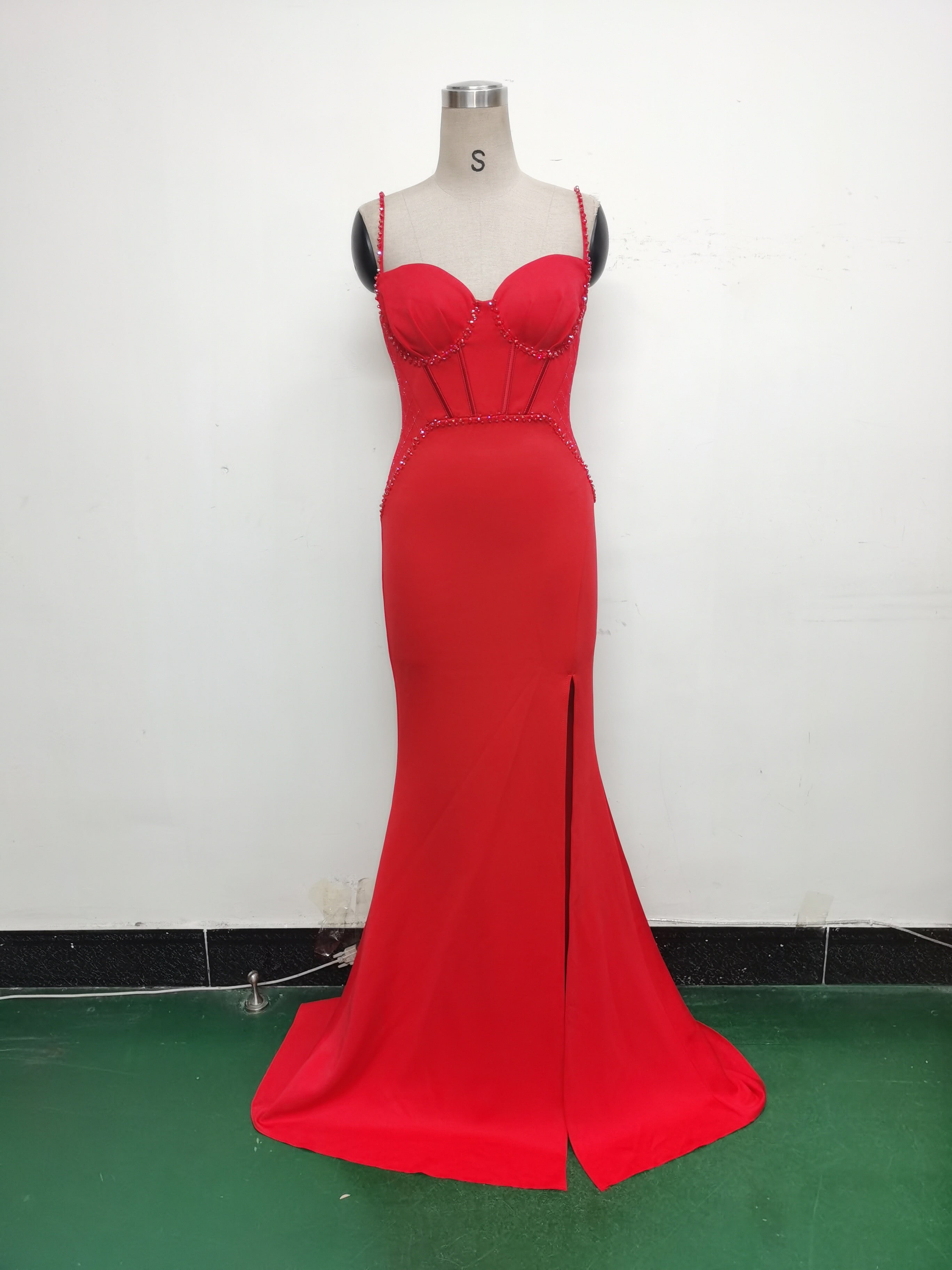 Women Strappy Heart-Shaped Lace Grid Embroidery Beaded Fishbone Formal Party Evening Dress 25