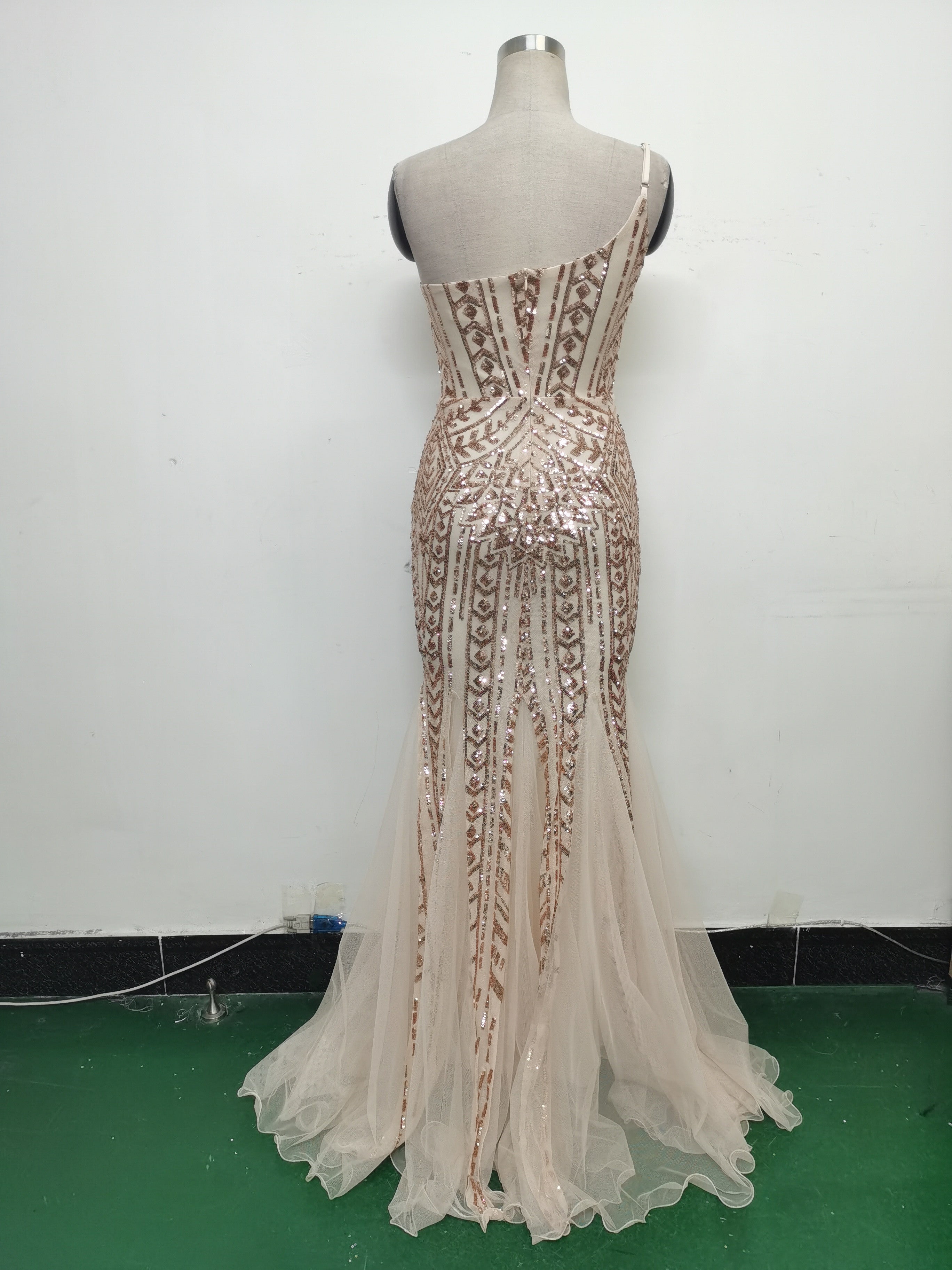 Sexy One Shoulder Sequins Mesh Patchwork Evening Dress 67