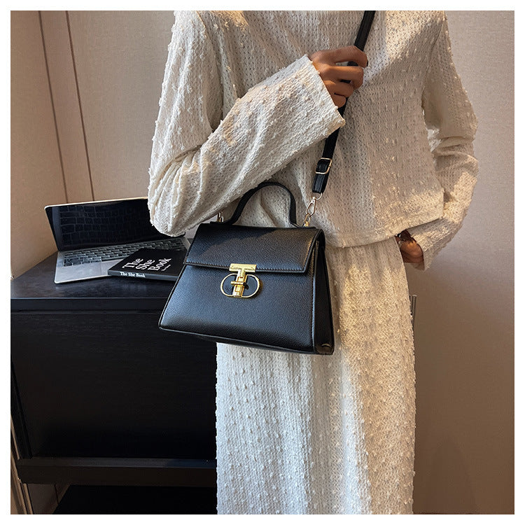 women's lock shoulder Messenger bag solid color small bag 23