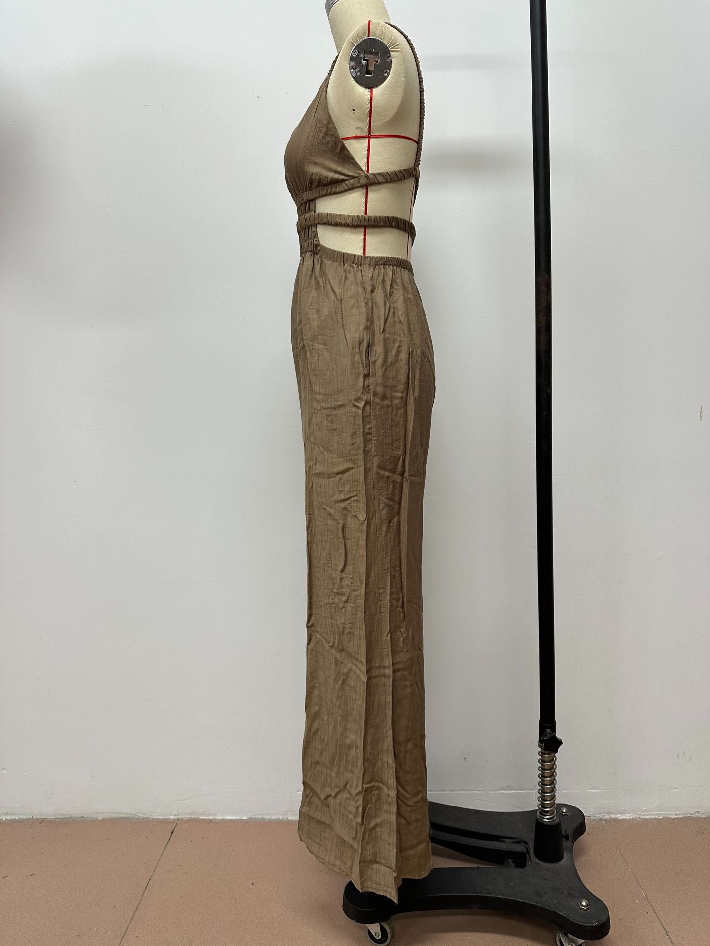 Pure Color Women's Fashionable Strap Low Back Wide Leg Jumpsuit 10