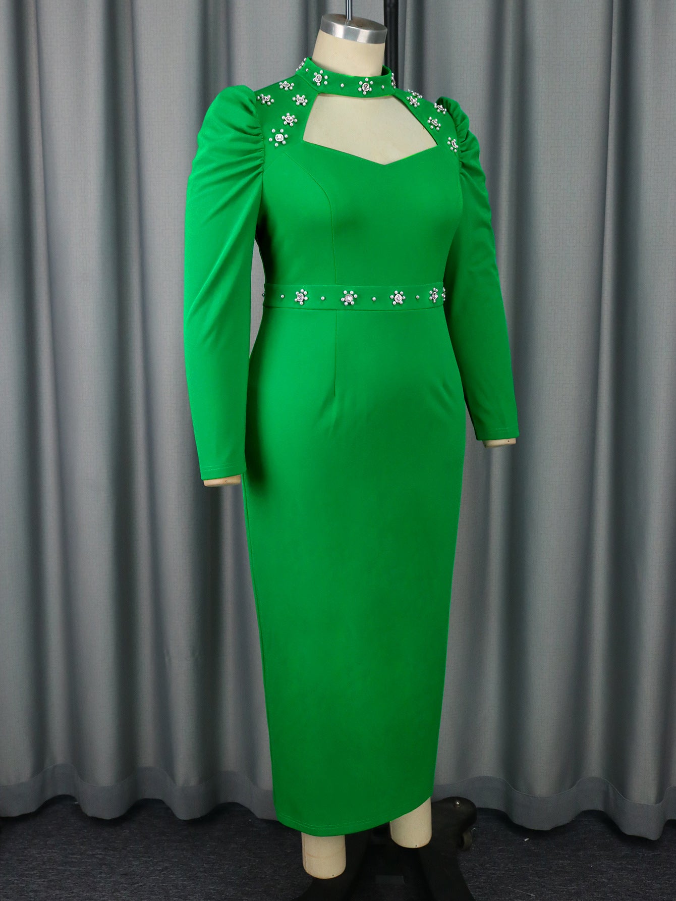 Plus Size Women Hollow Collar Beaded Party Formal Party Dresses 4