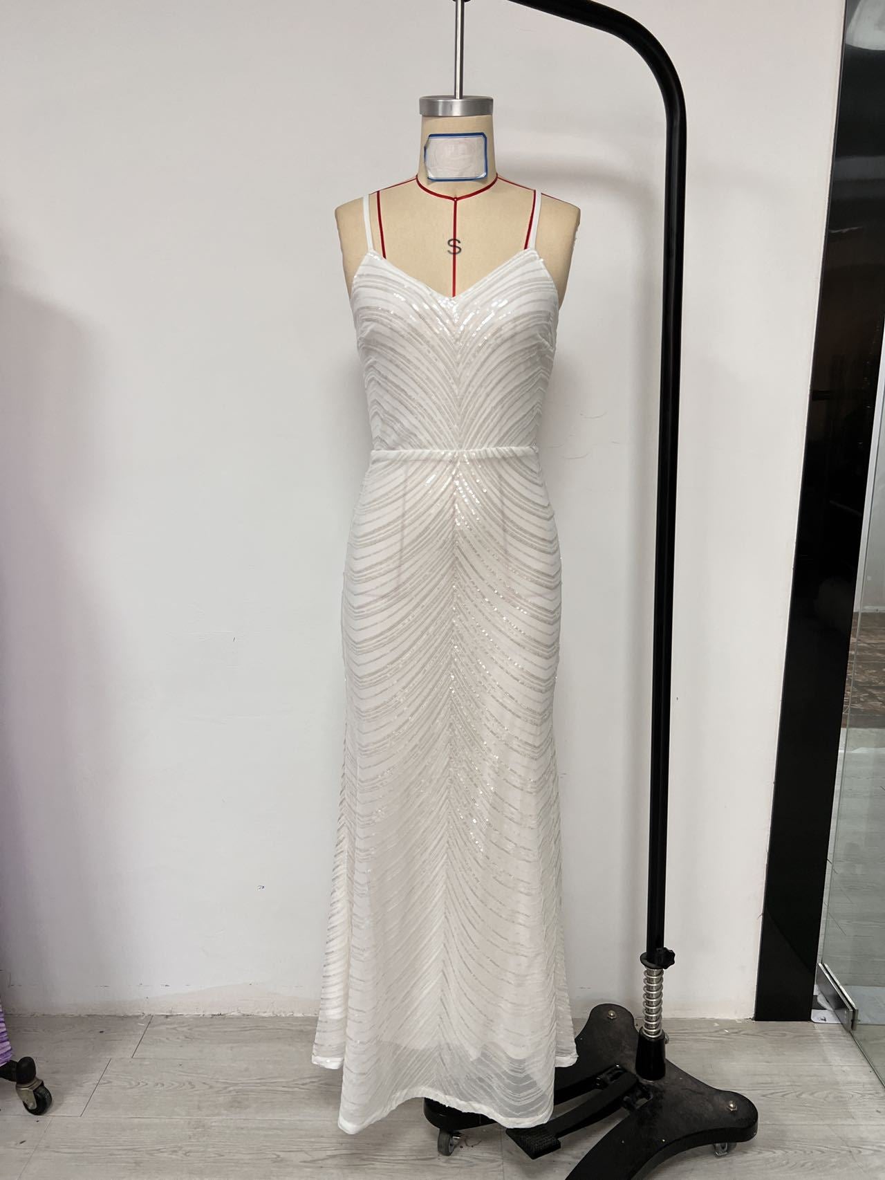 Women's Fashionable Sexy Strap Sequin Long Dress 17