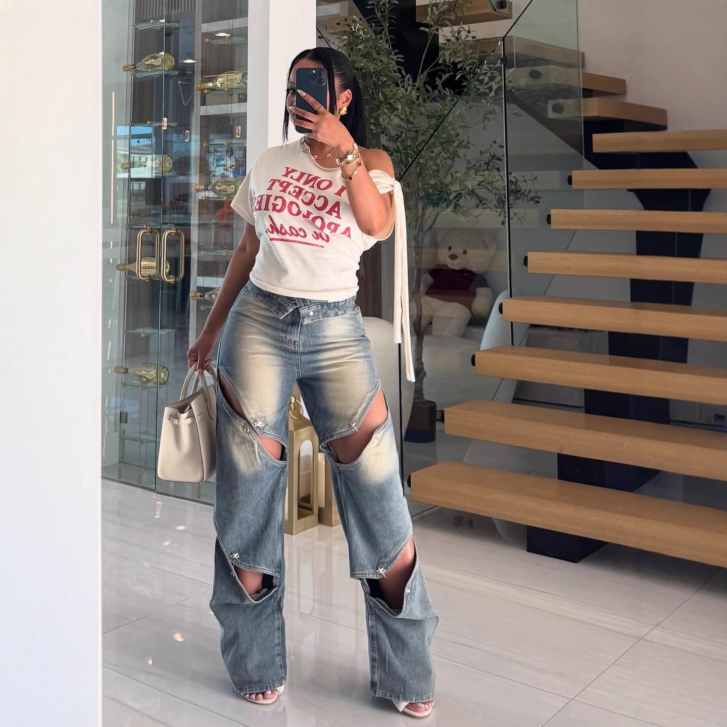 Women Cutout Button Denim Pants 4