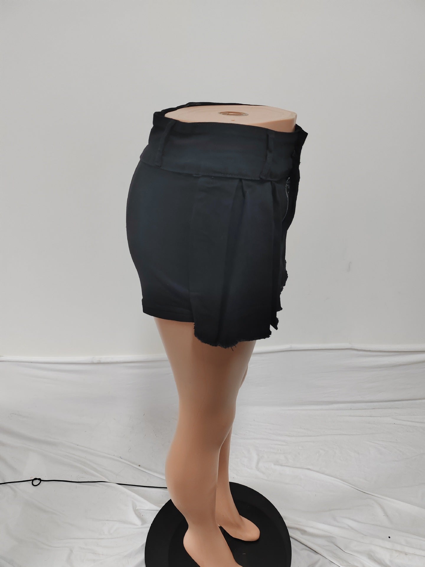 Women's Vintage Wash Stretch Denim Shorts 31