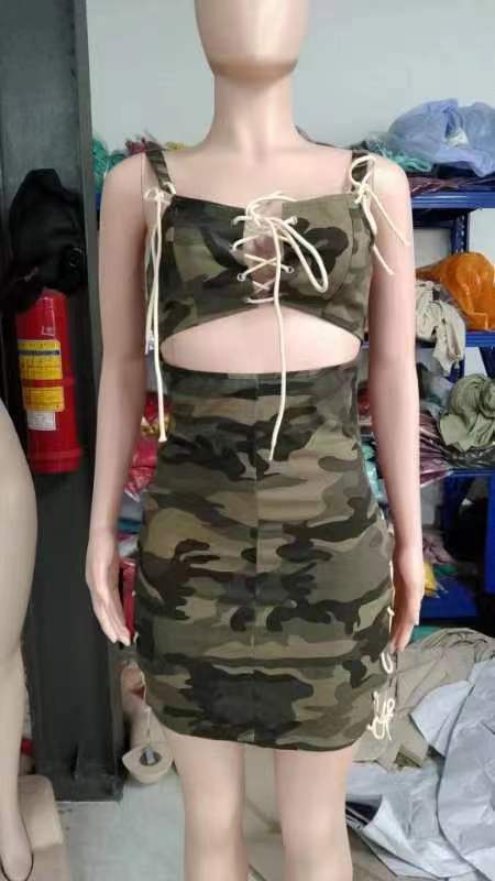 Women suspender strap camouflage dress 9