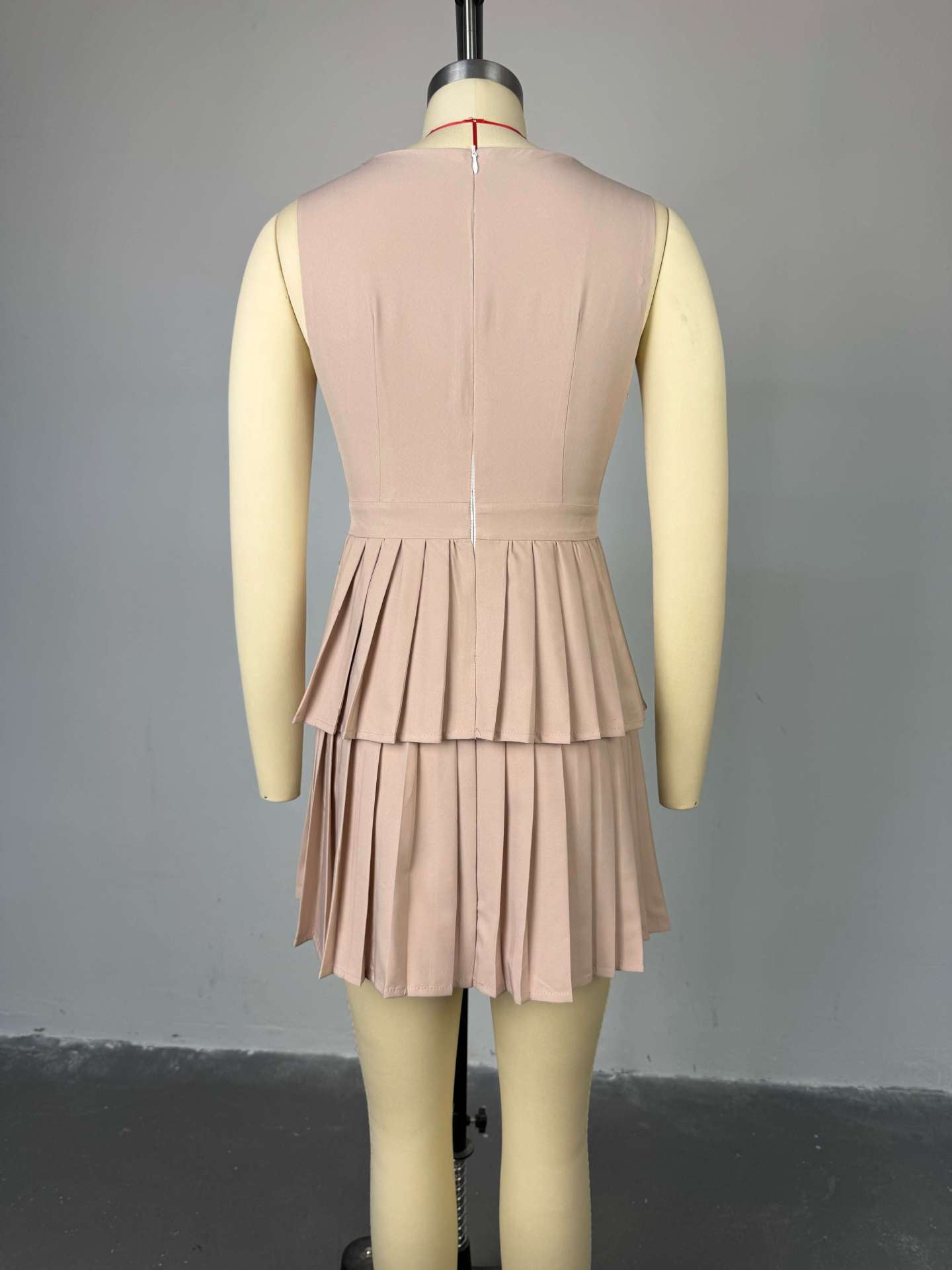 Summer V-Neck High-Waist Pleated A-Line Dress 6