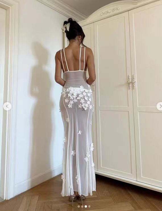 Women V-Neck Sleeveless Lace Patchwork Dress with Cutout Lace 3