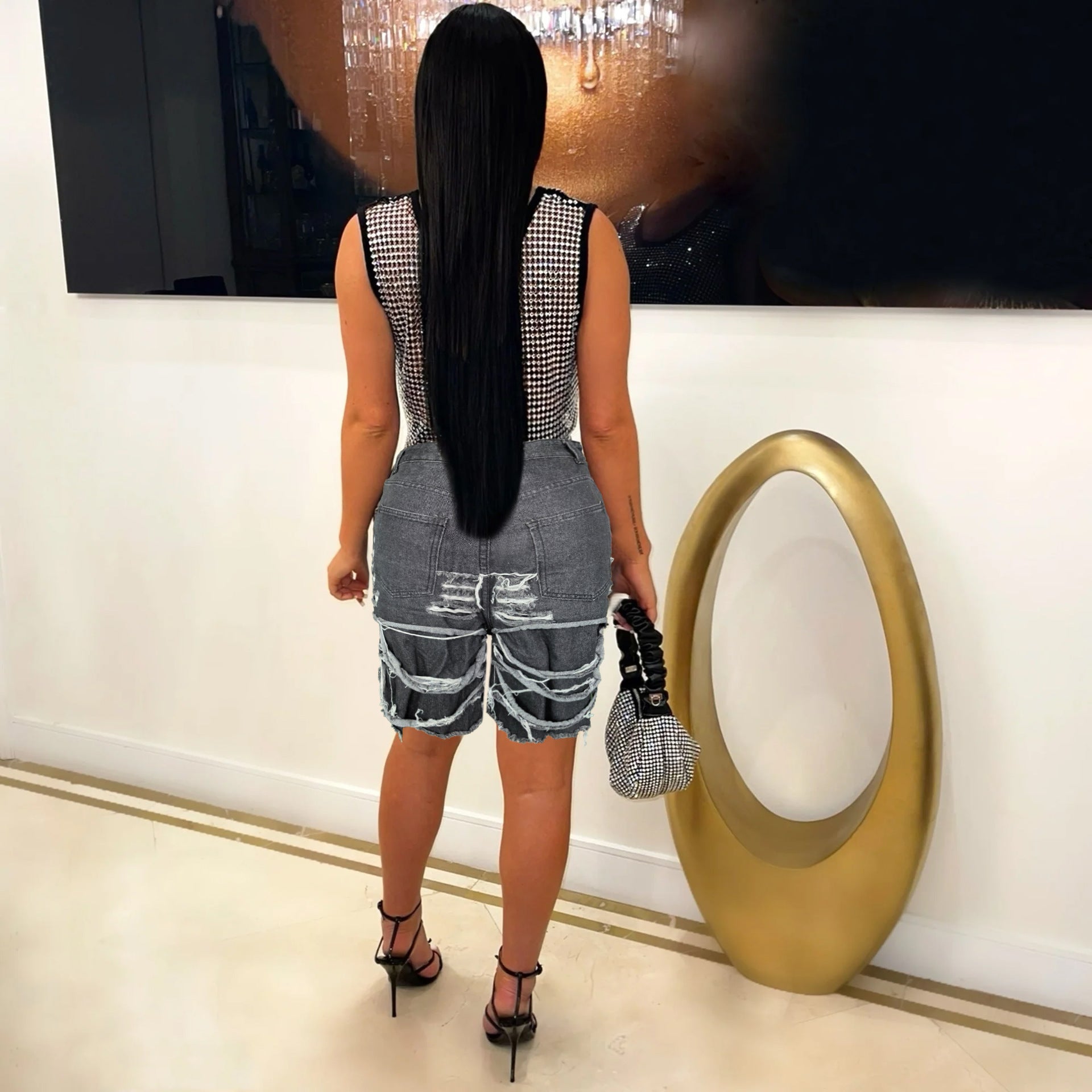 Women Pocket Ripped Knee-Length Denim Shorts 4