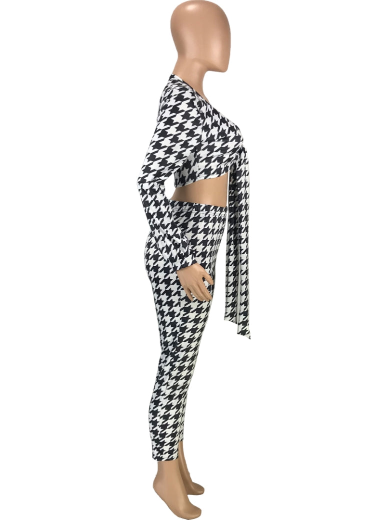 Fall Sexy White Frint Tie-knotted Long Sleeve Crop Top and Skinny Pants Set 7