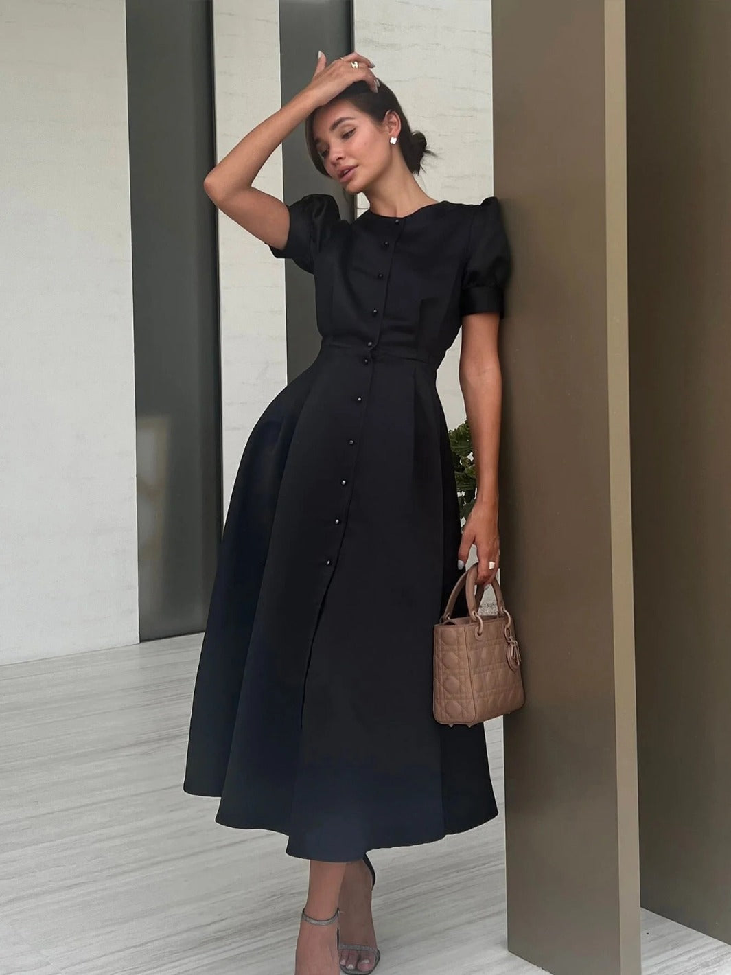 Women Round Neck Puff Short Sleeve Pleated Pearl Button Dress