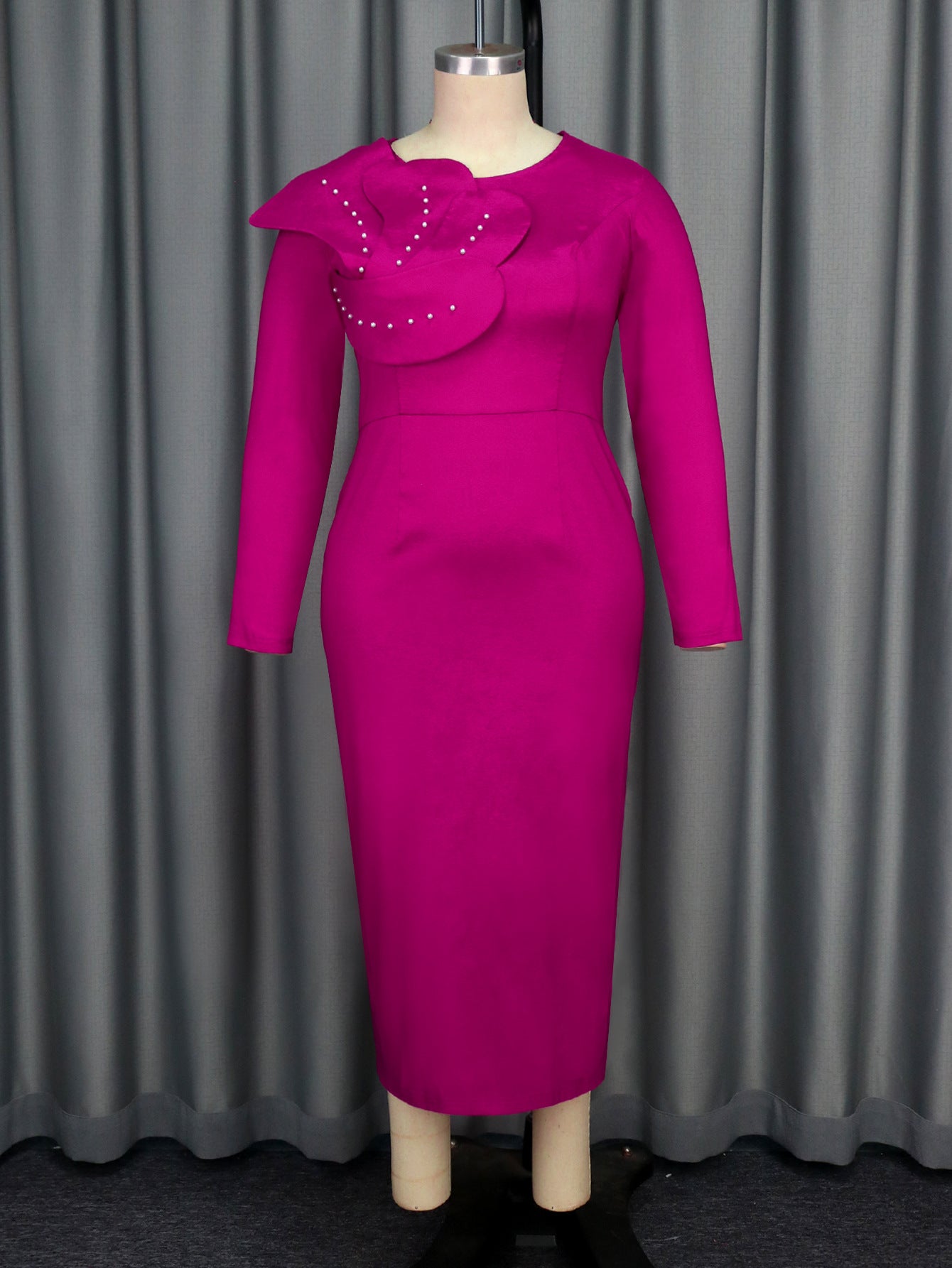 Plus Size Women beaded long-sleeved dress 3