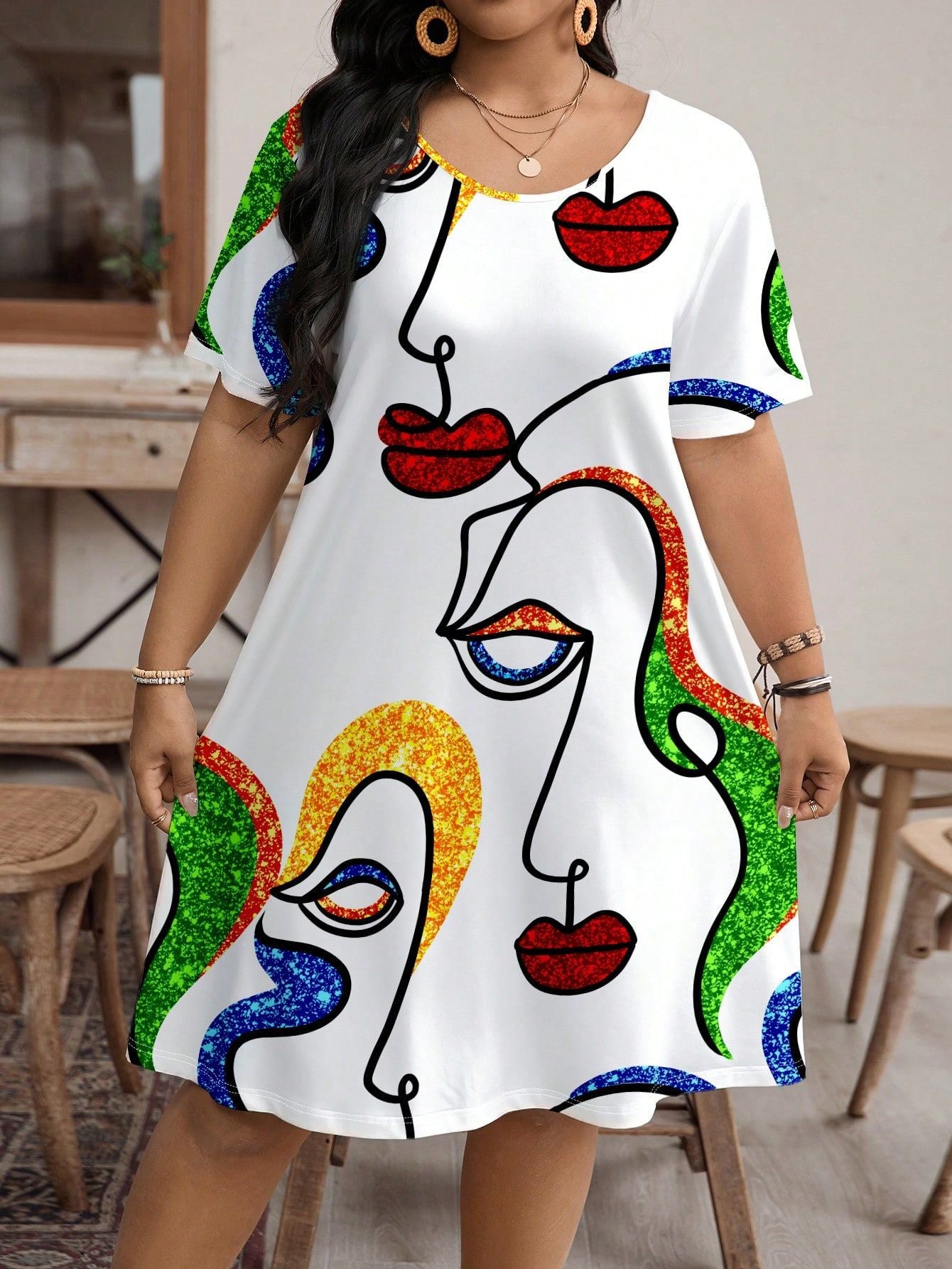 Plus Size Women Round Neck Printed Short Sleeve Dress 4