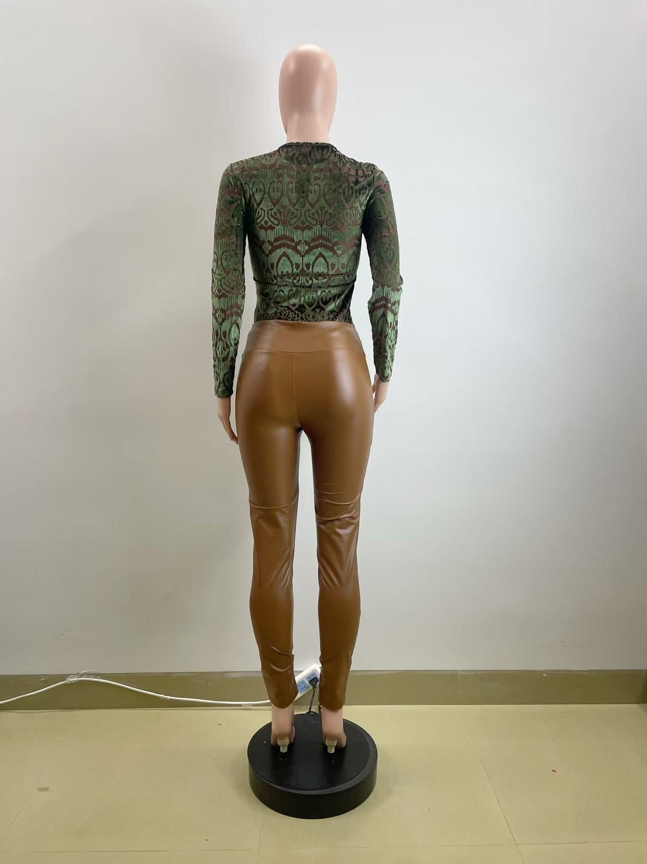 Women's round neck long sleeve sexy leopard print Top high waist slim leather pants Two Piece Set 7