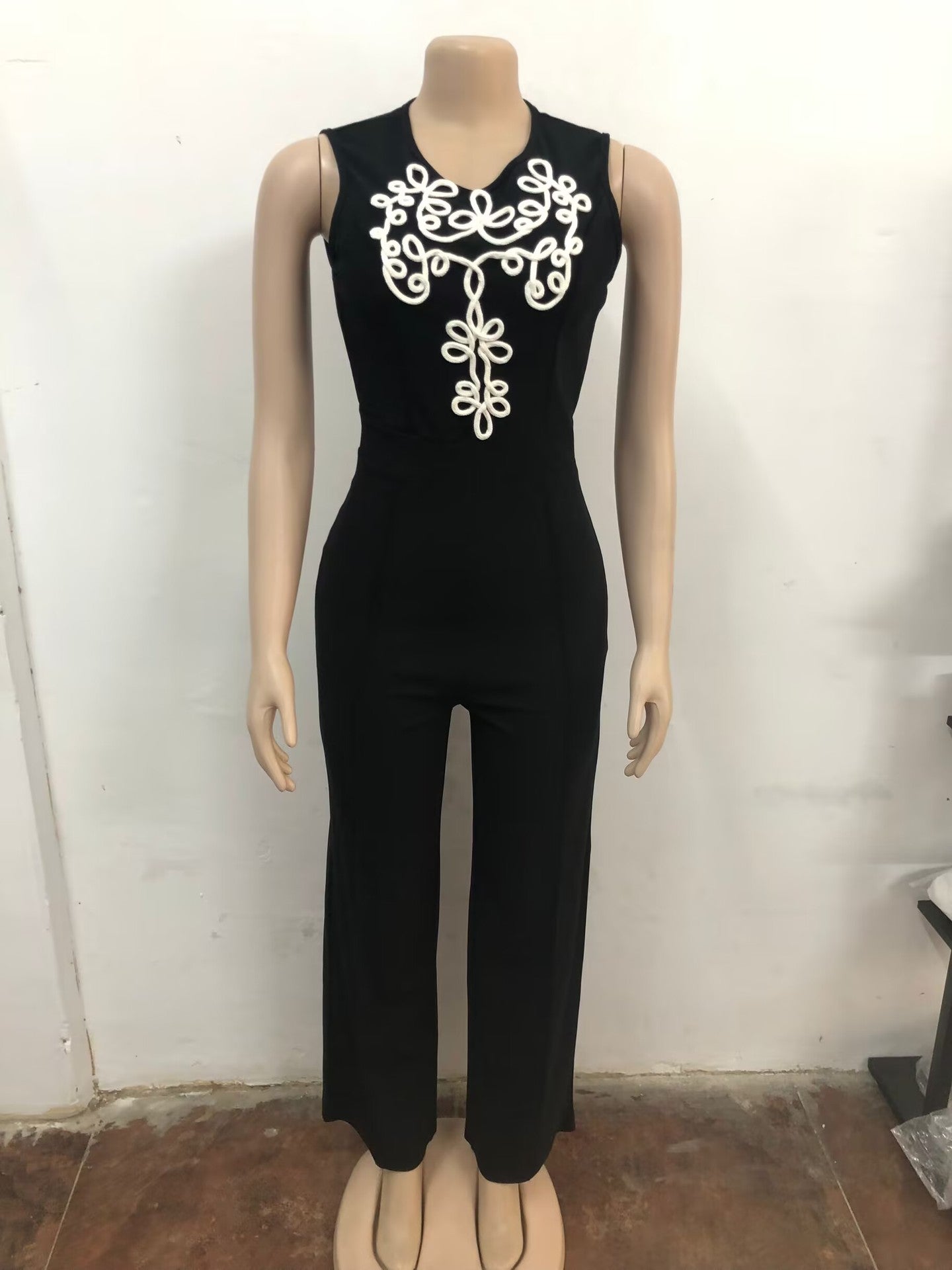 Women Elegant Style Line Sleeveless Wide-Leg Jumpsuit 4