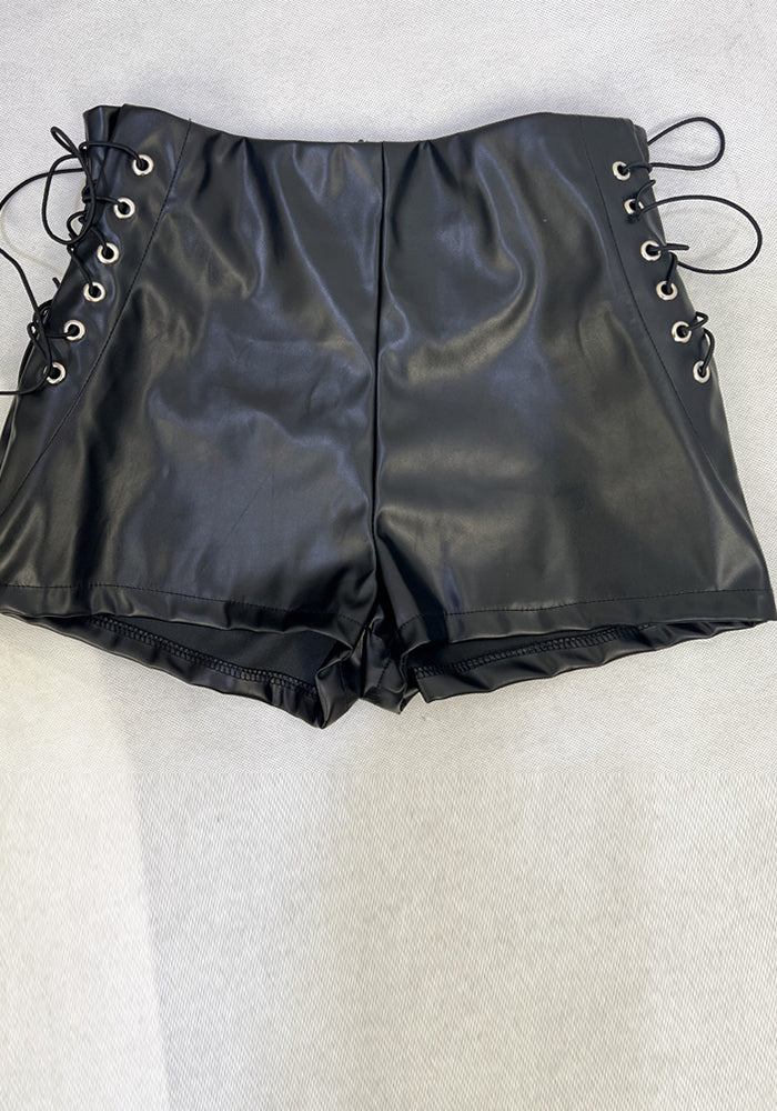 Women Autumn and Winter Black Stretchy Pu-Leather Shorts