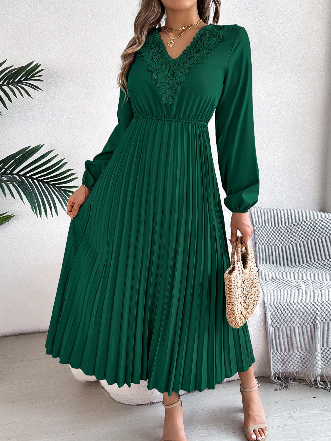 Women Spring and Summer Elegant V-neck Lace Pleated Dress 11