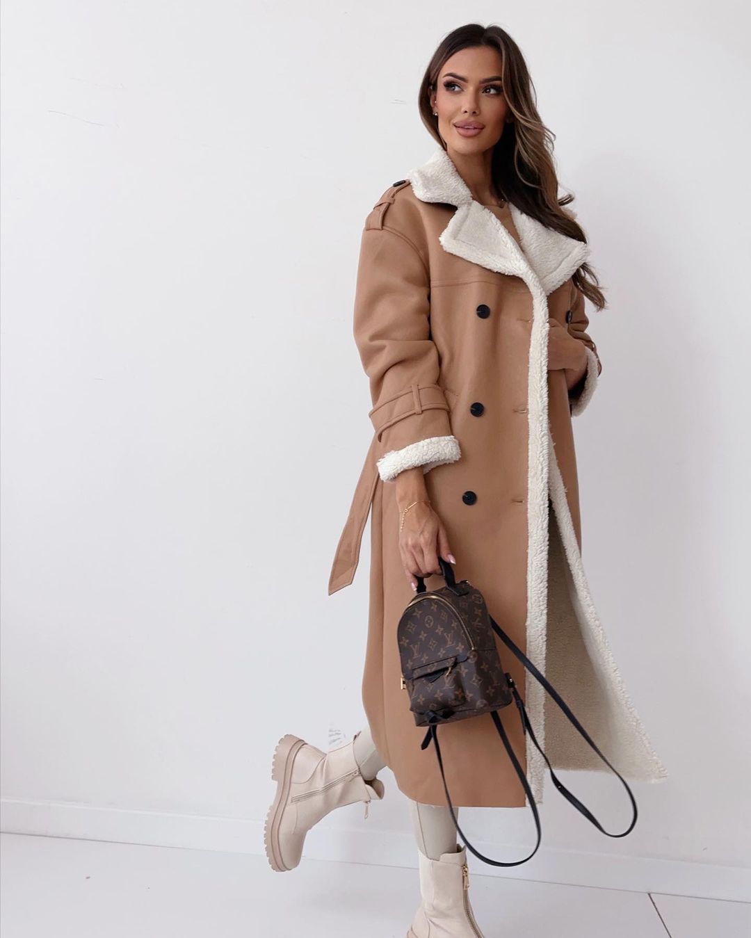 Autumn And Winter Reversed Wear Turndown Collar Coat 10