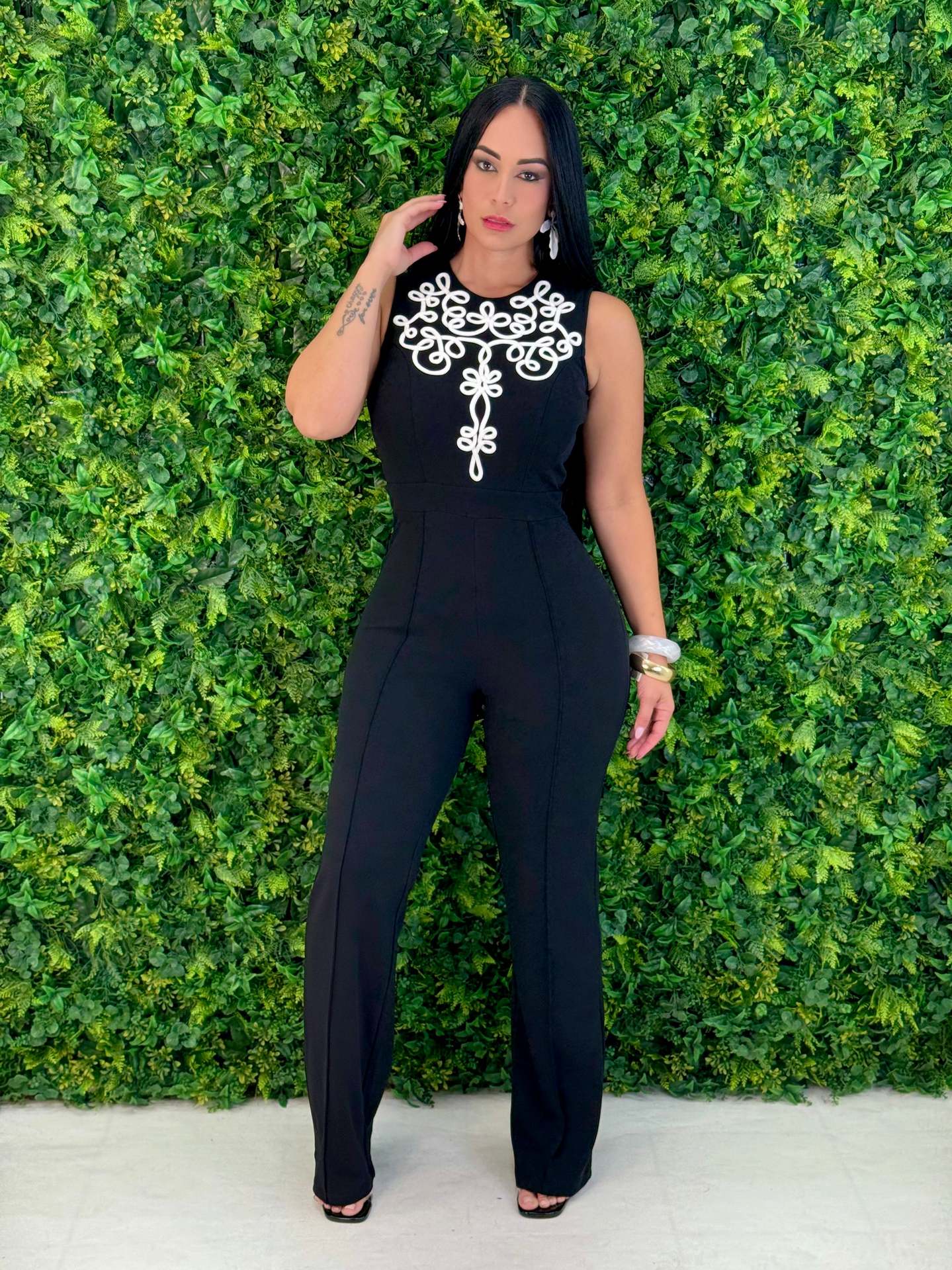 Women Elegant Style Line Sleeveless Wide-Leg Jumpsuit 3