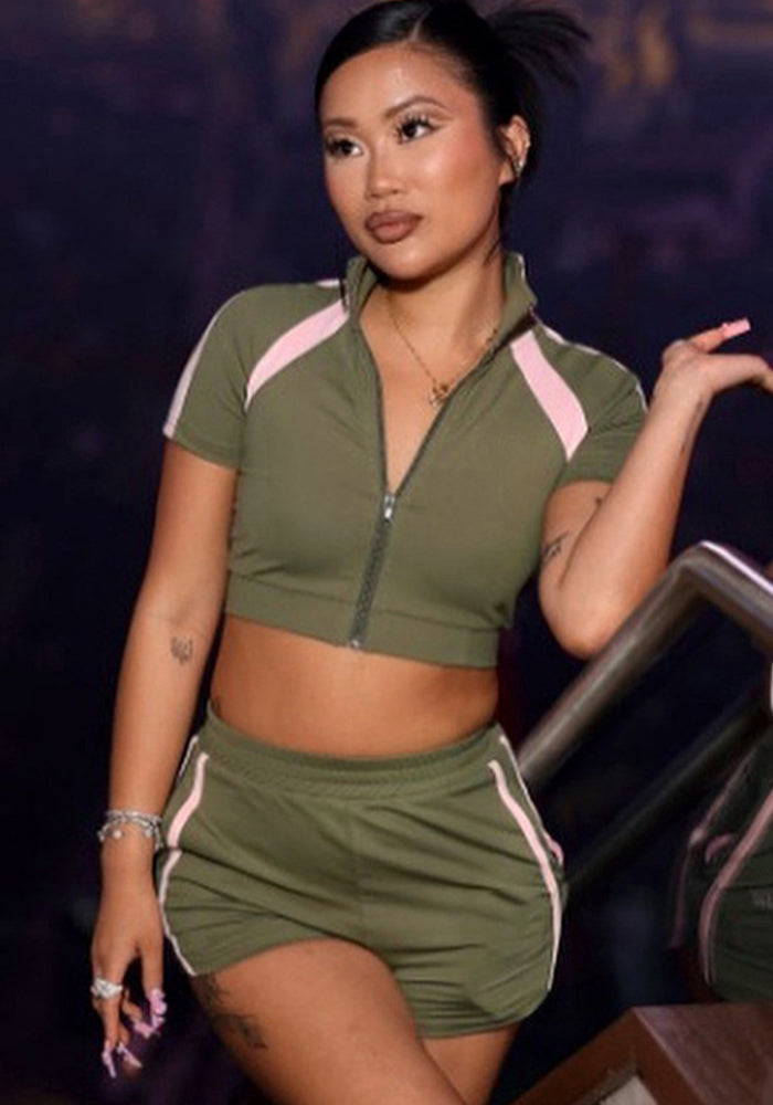 Women spring and summer Turndown Collar Zipper contrast color Top and sports shorts two-piece set