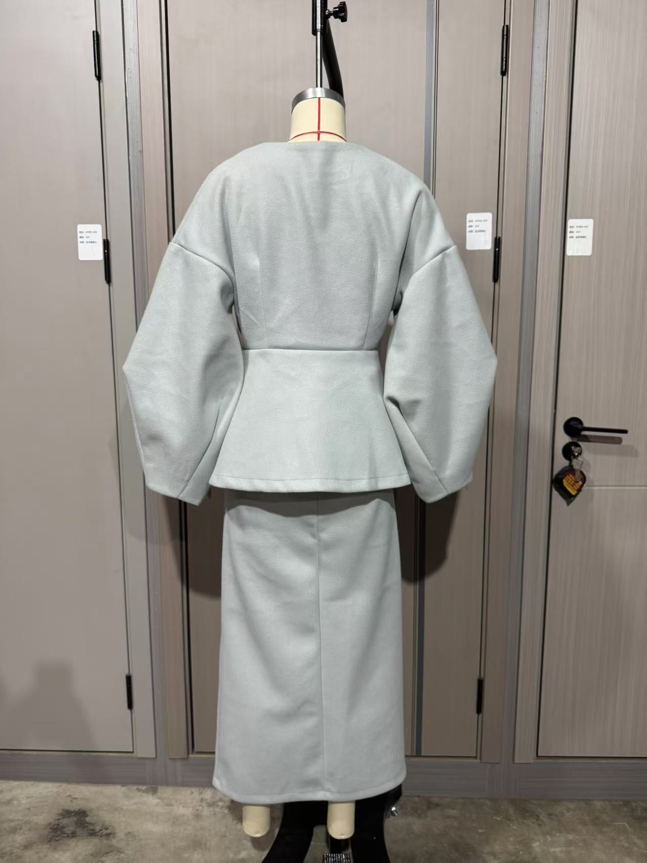 Women Solid Button Puff Sleeve Top and Skirt Two Piece Set 14