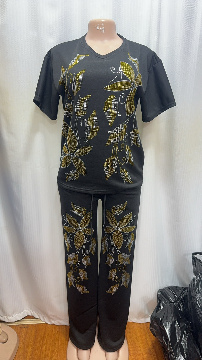 Women Beaded Short Sleeve Top and Pants Two-Piece Set 3