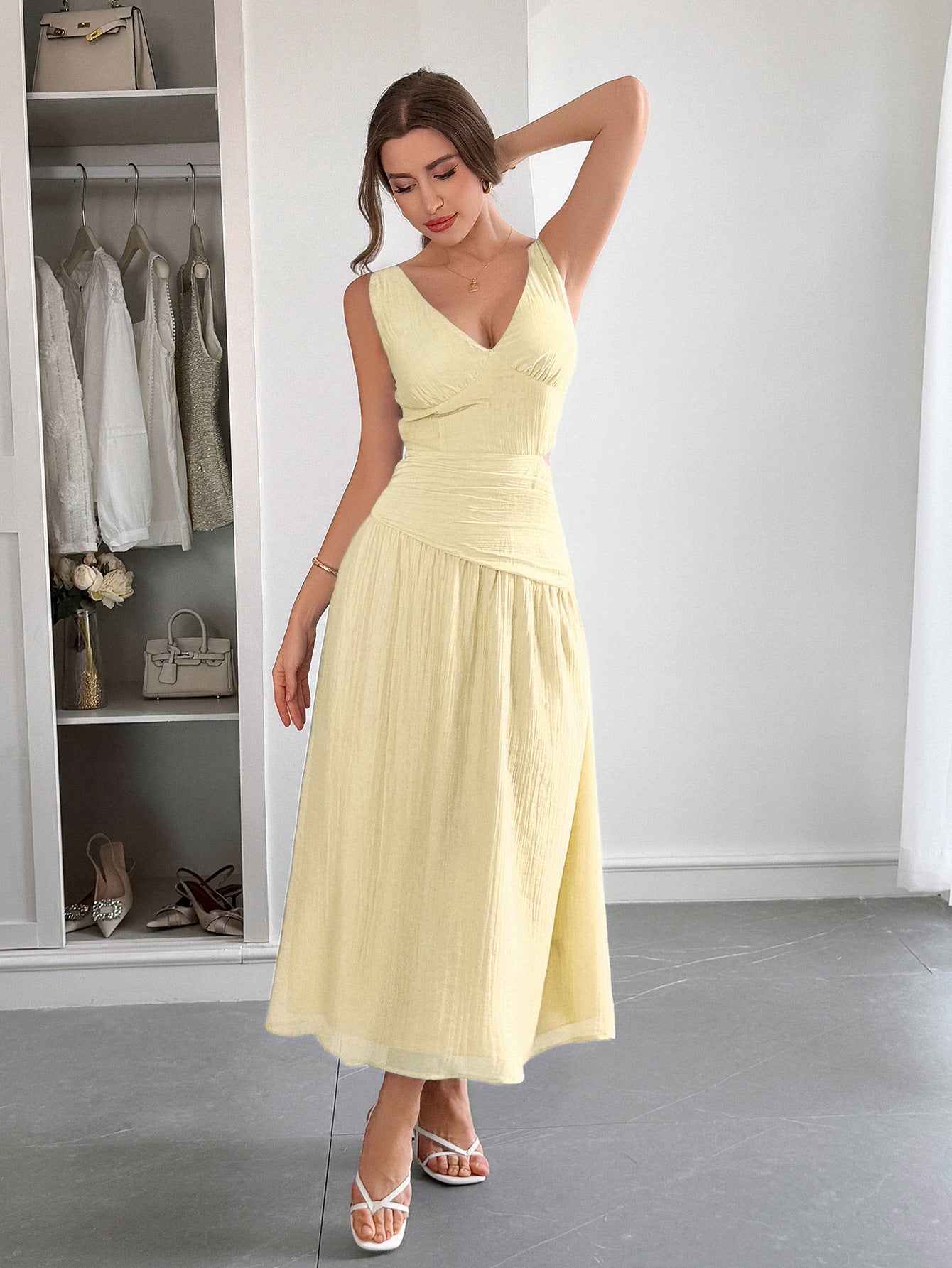 Elegant Holiday Deep V-Neck Maxi Dress for Summer 5